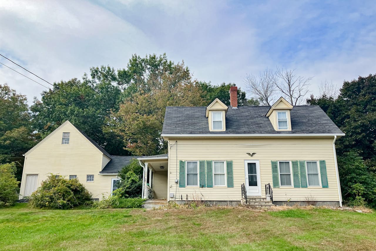 Wentworth House 3 BD Wolfeboro, NH Vacation Rental Vacasa