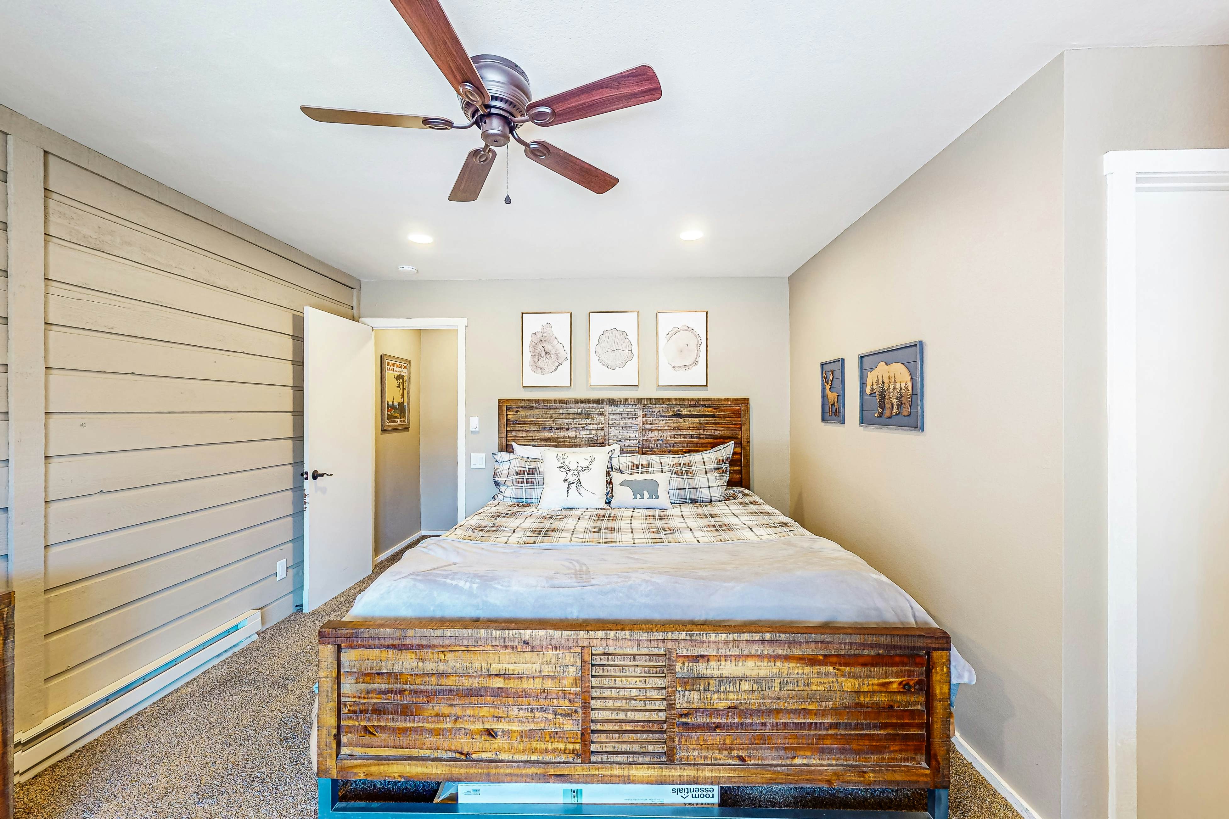 Huntington Lake Condo #102