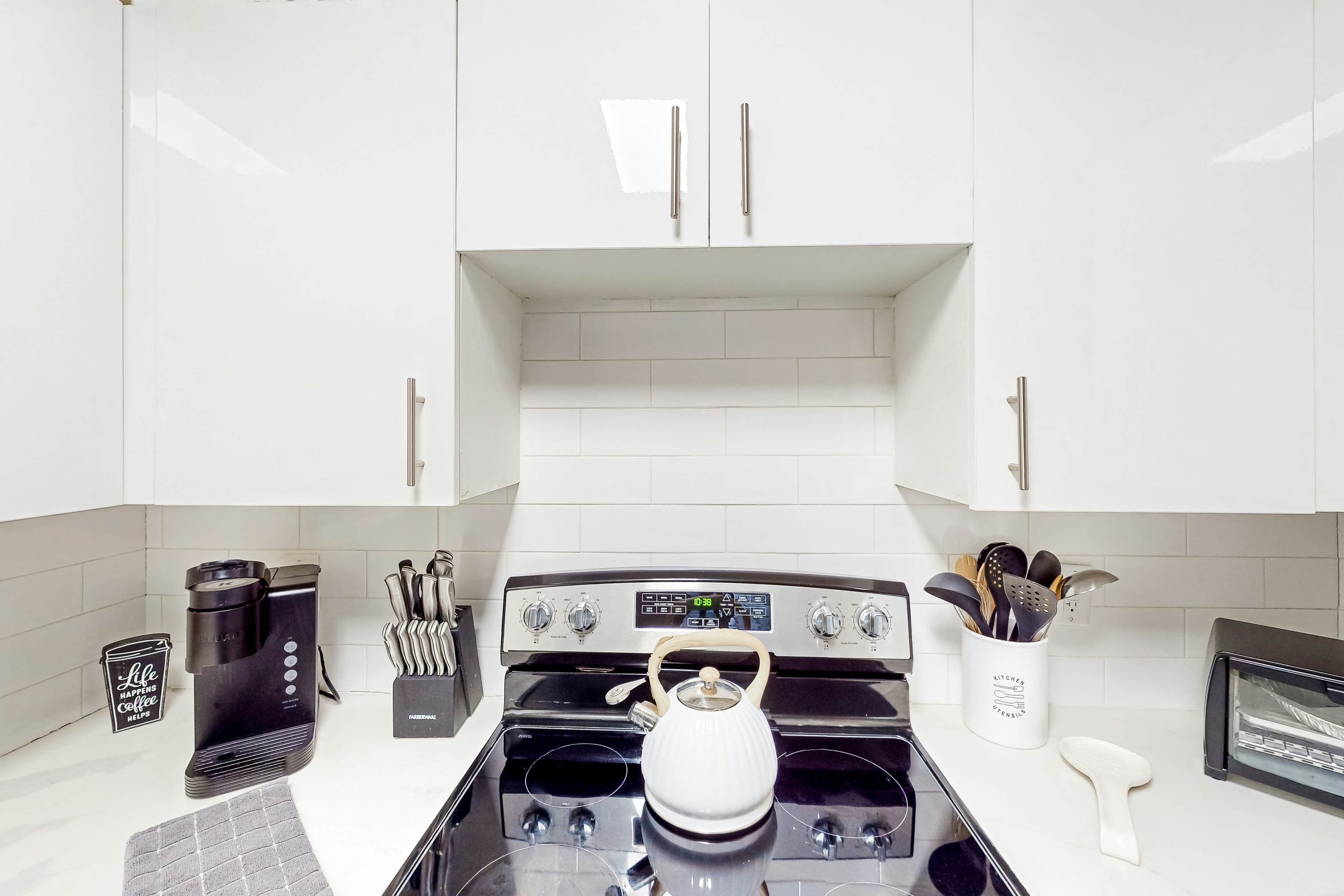 The Sailor's Perch, Unit 2