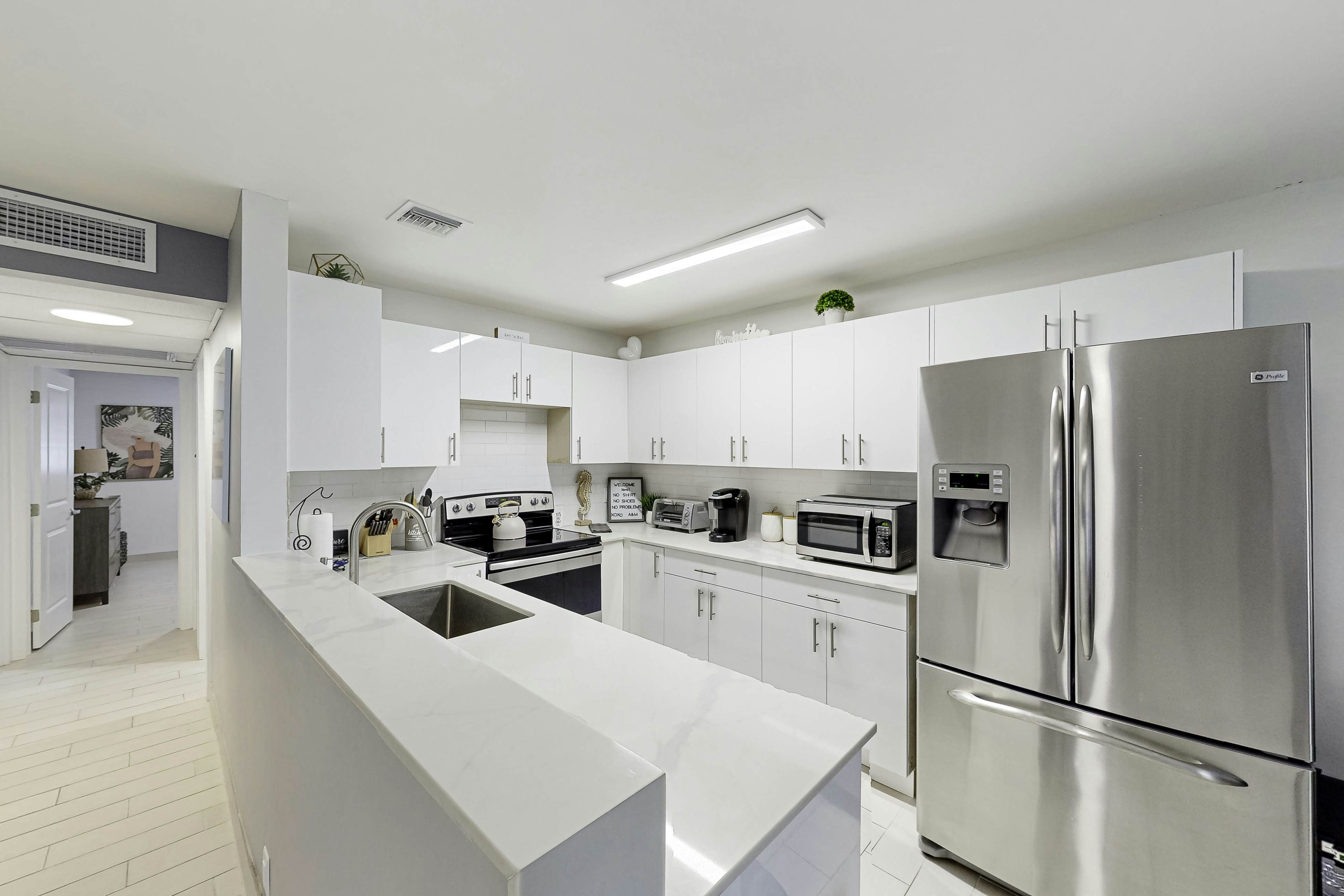 The Sailor's Perch, Unit 6