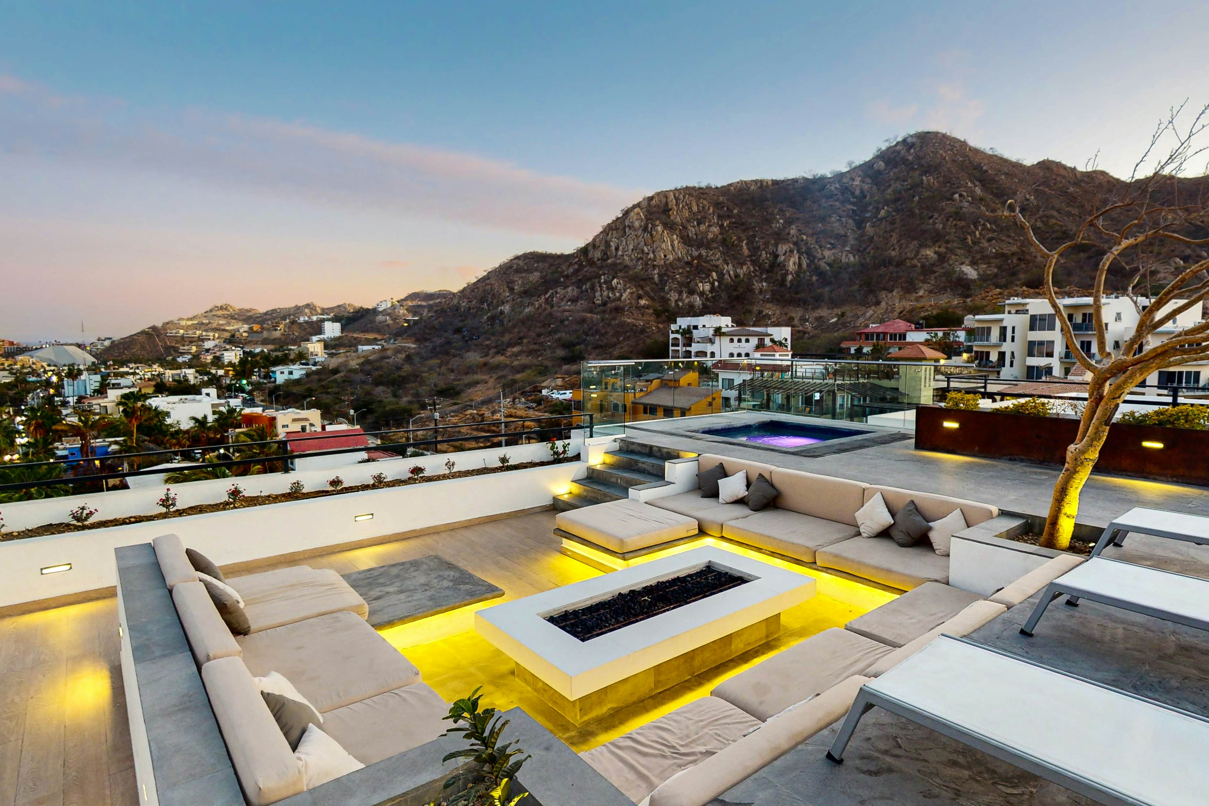 The Studio Loft at Downtown 