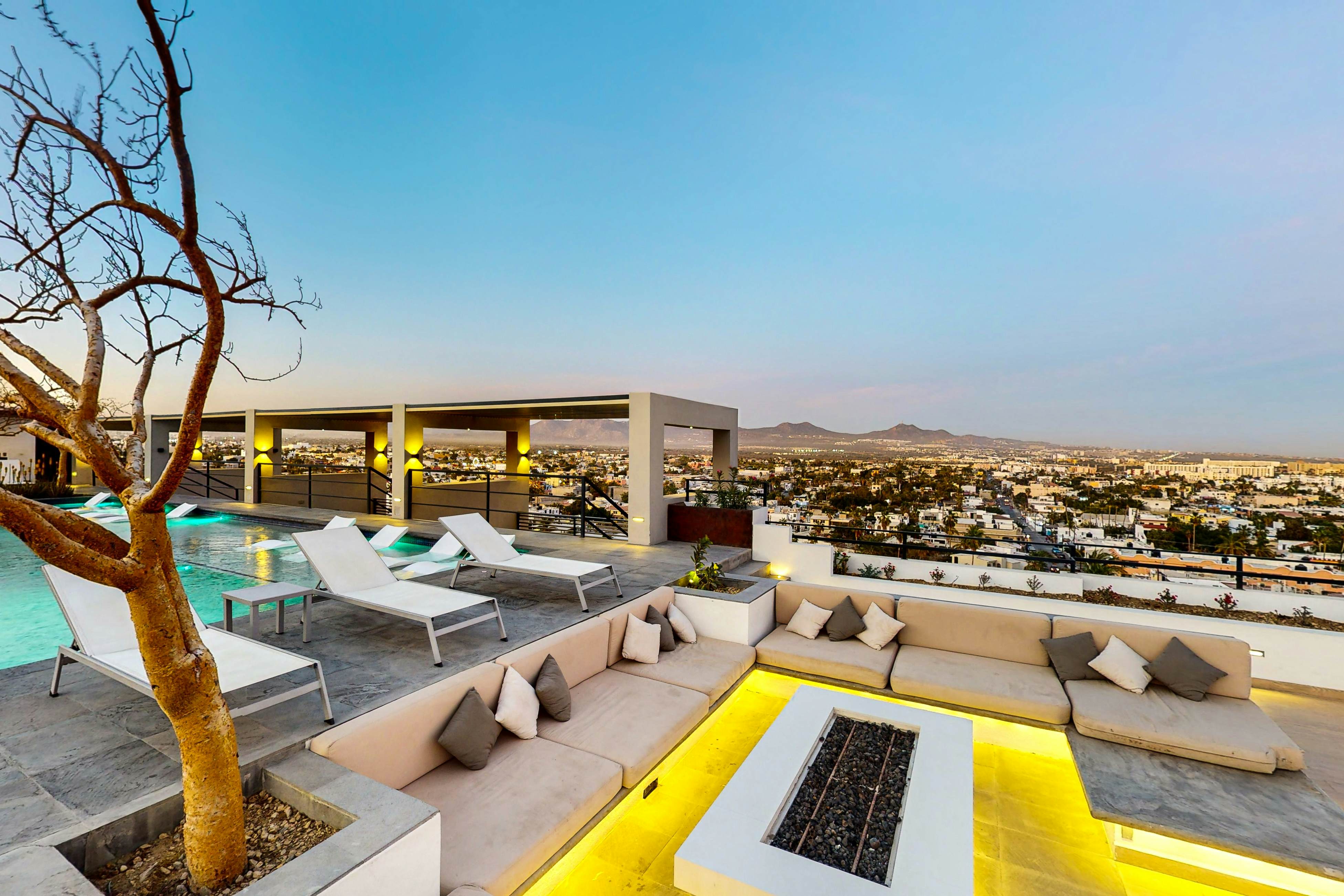 The Studio Loft at Downtown 