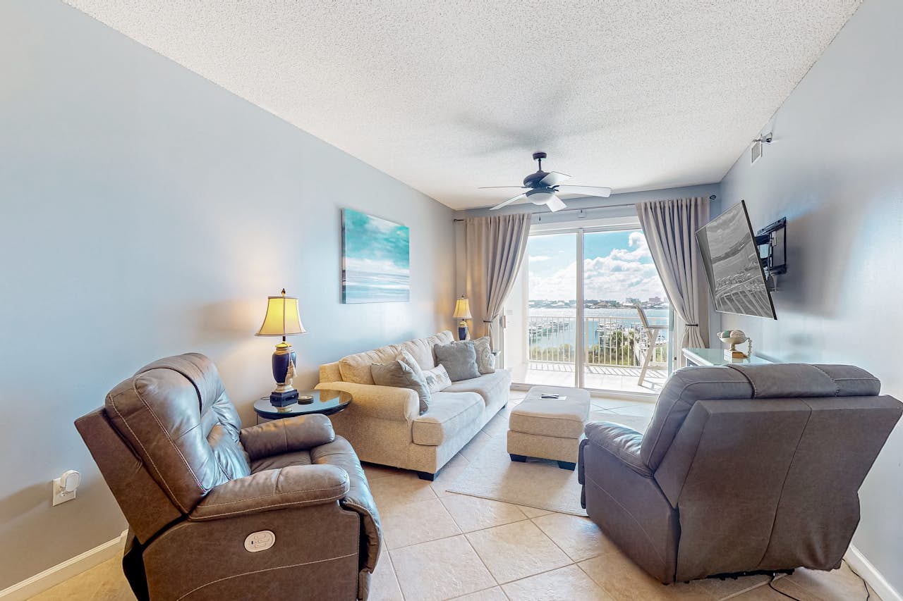 Harbor Cove 410 3 BD Orange Beach, AL Vacation Rental Vacasa