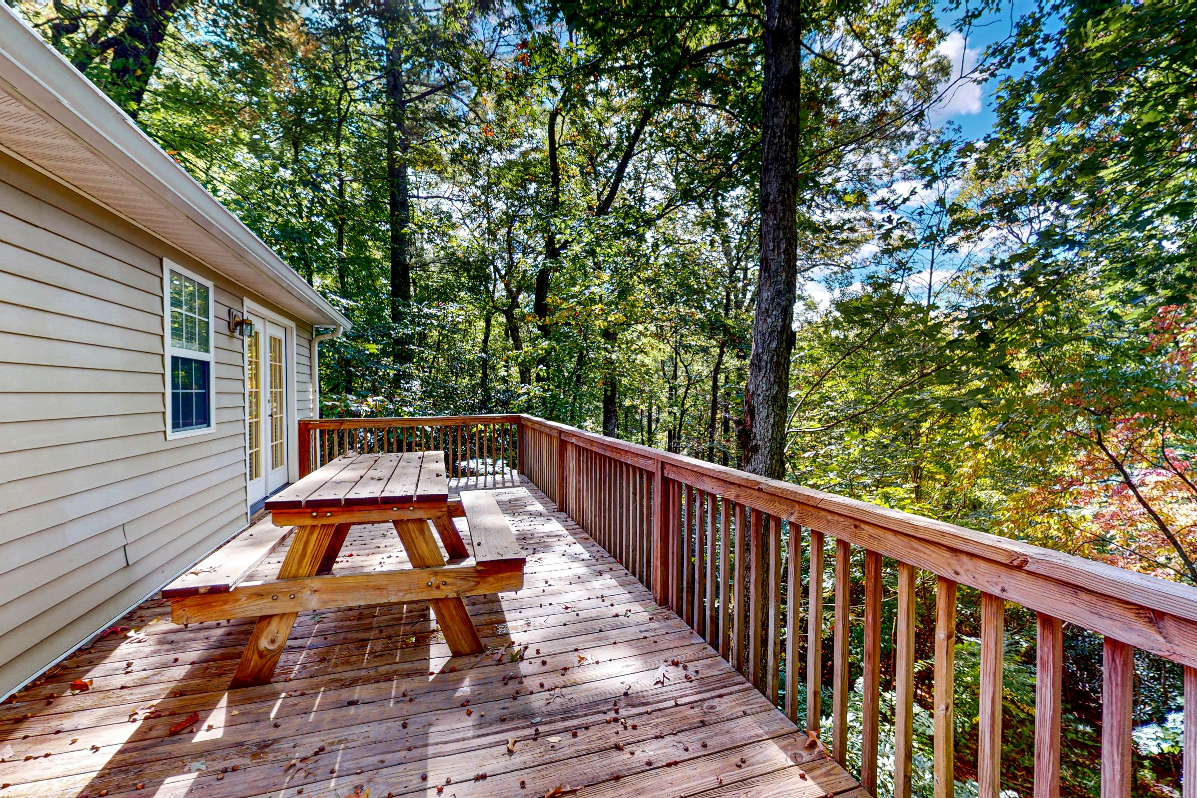 Holly Forest Hideaway