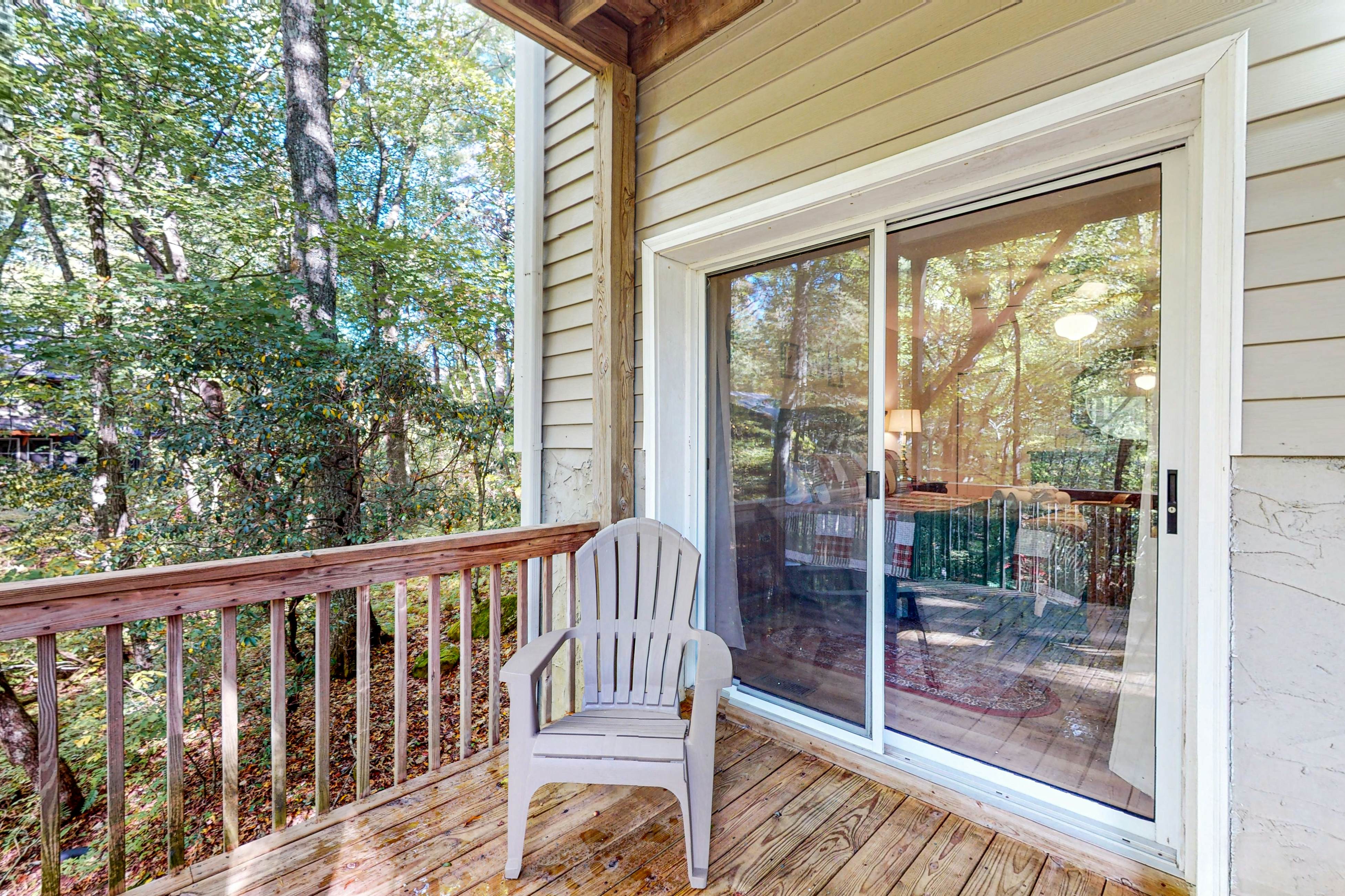 Holly Forest Hideaway