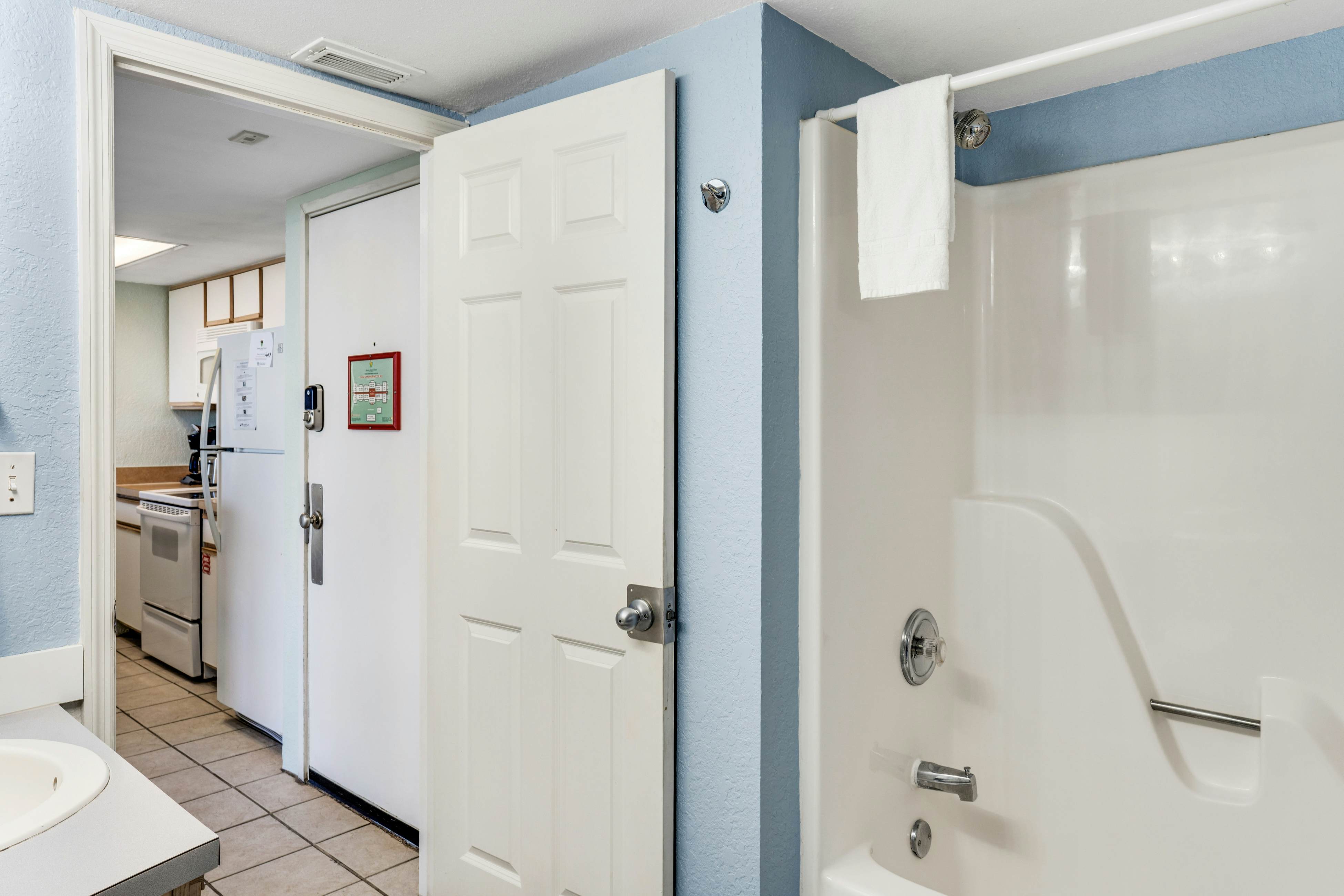 Sunrise Suites - Paradise Escape 407