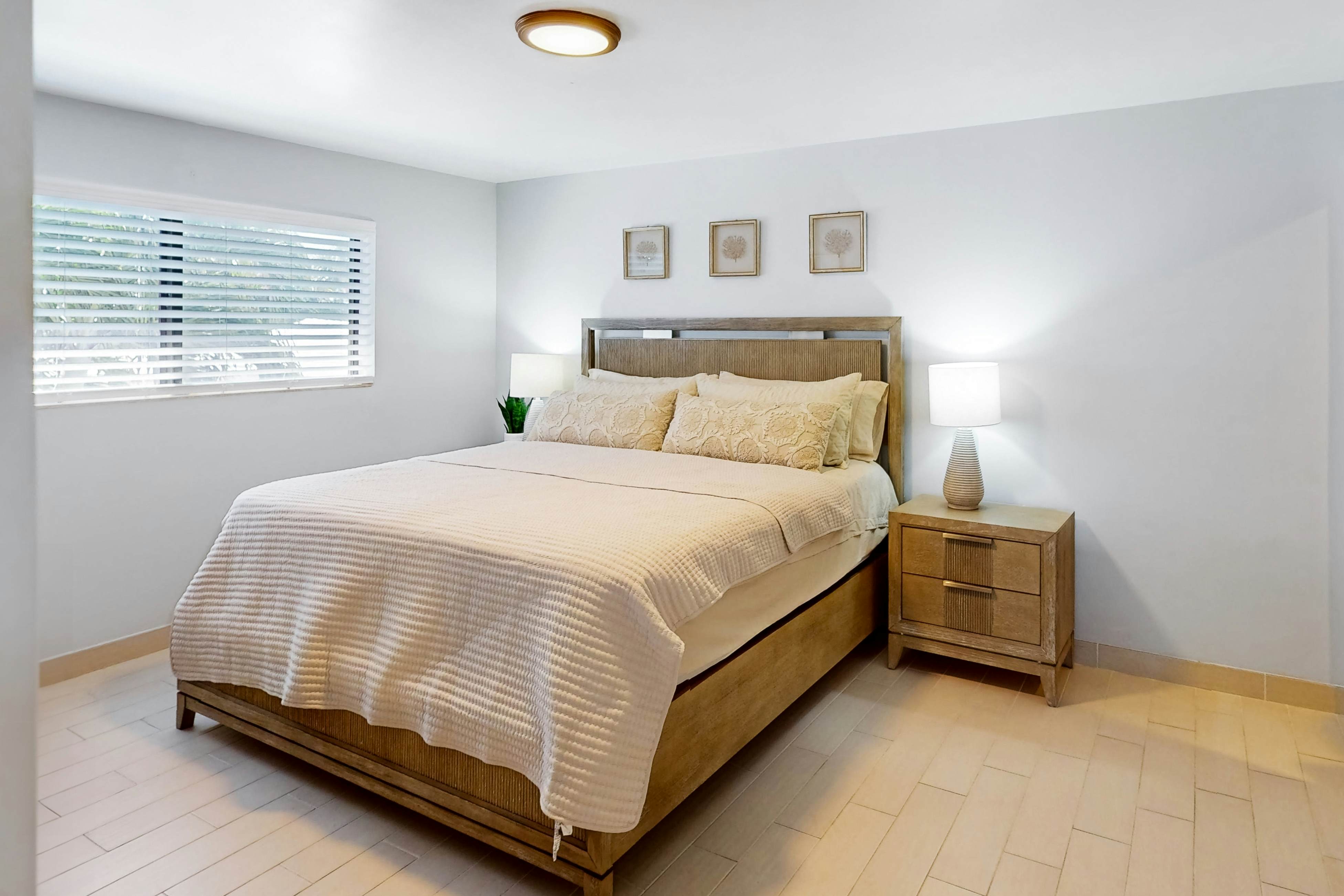 The Sailor's Perch, Unit 5