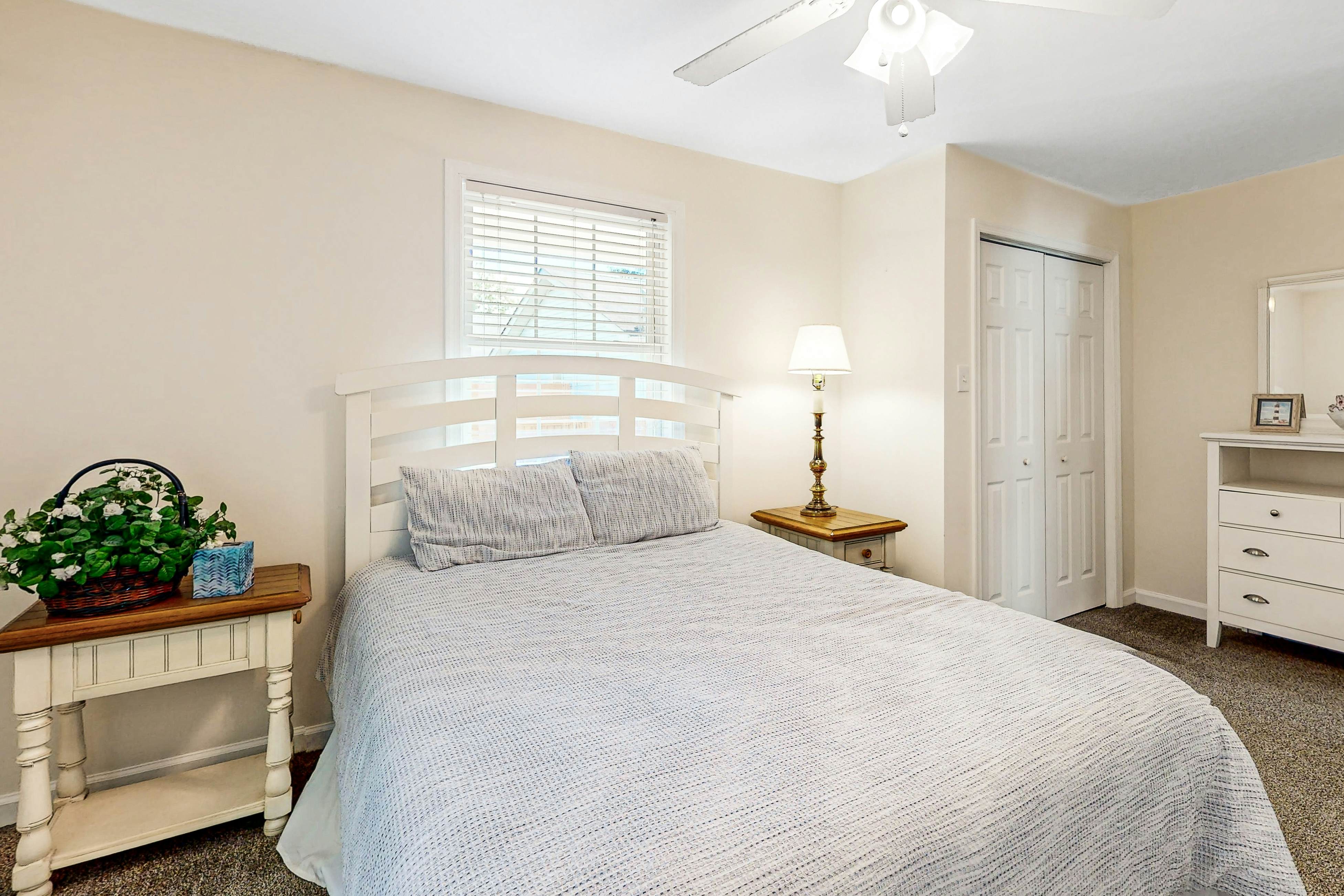 Breezewood - 112 Loganberry Lane