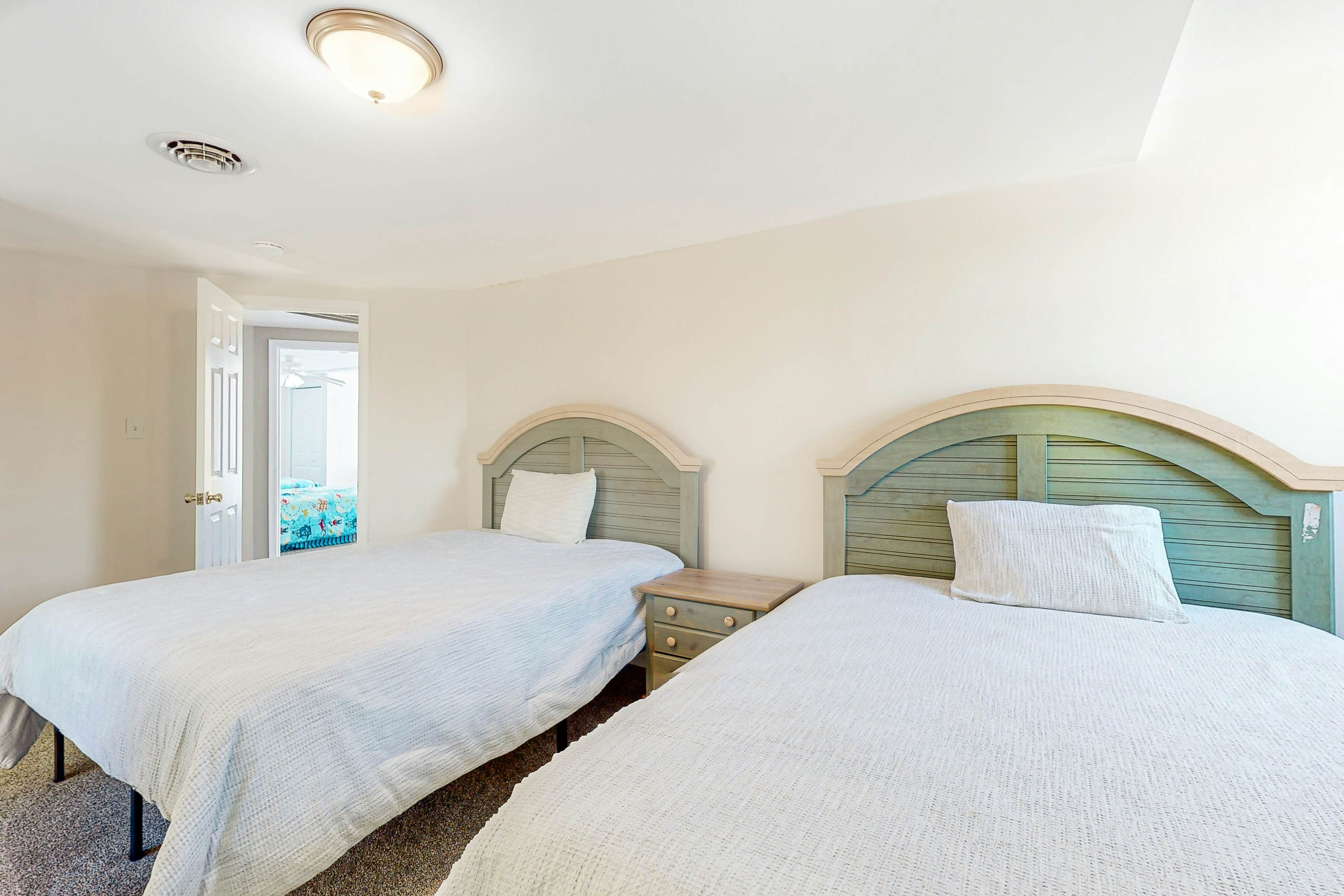 Breezewood - 112 Loganberry Lane