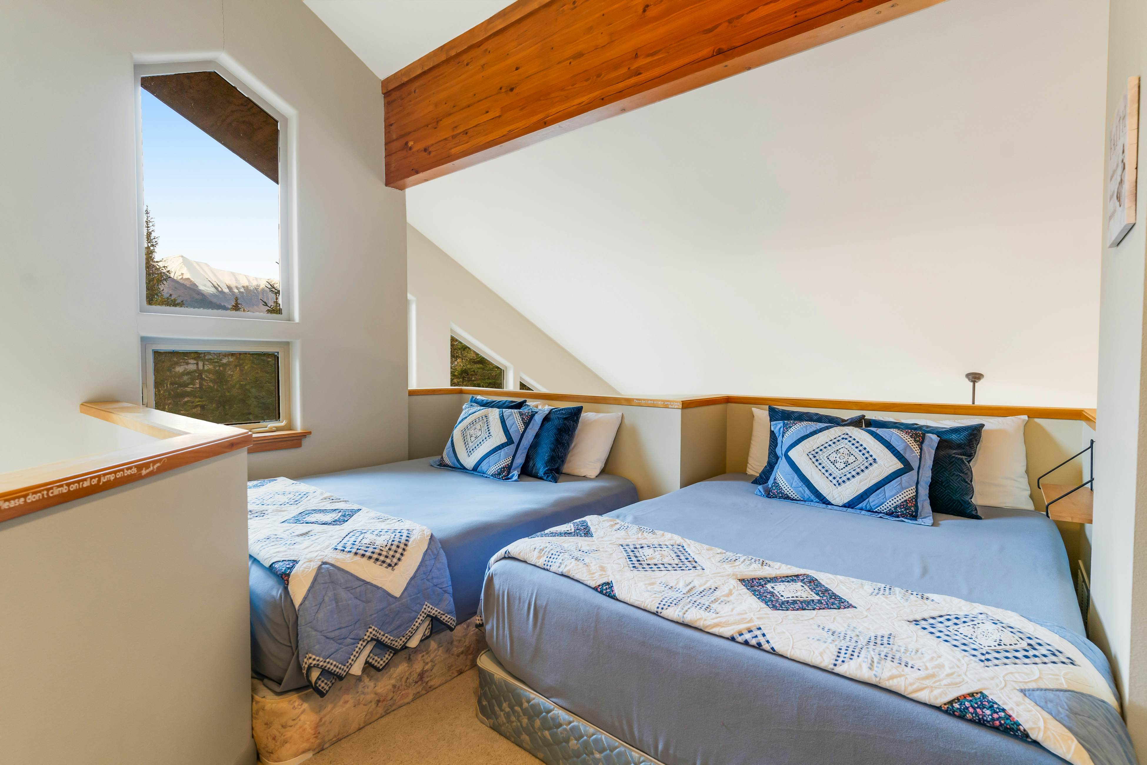 Girdwood Mountain Chateau