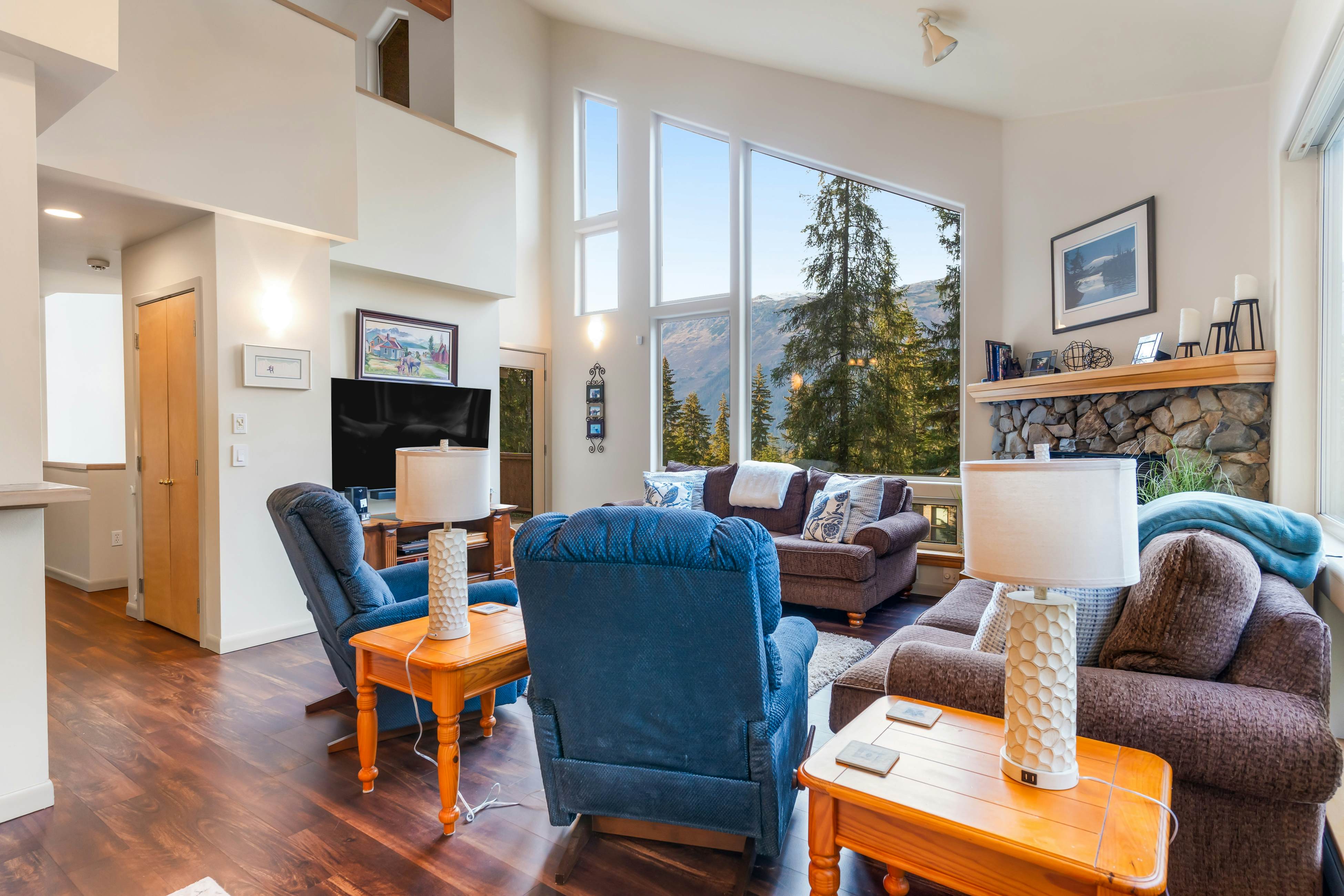 Girdwood Mountain Chateau