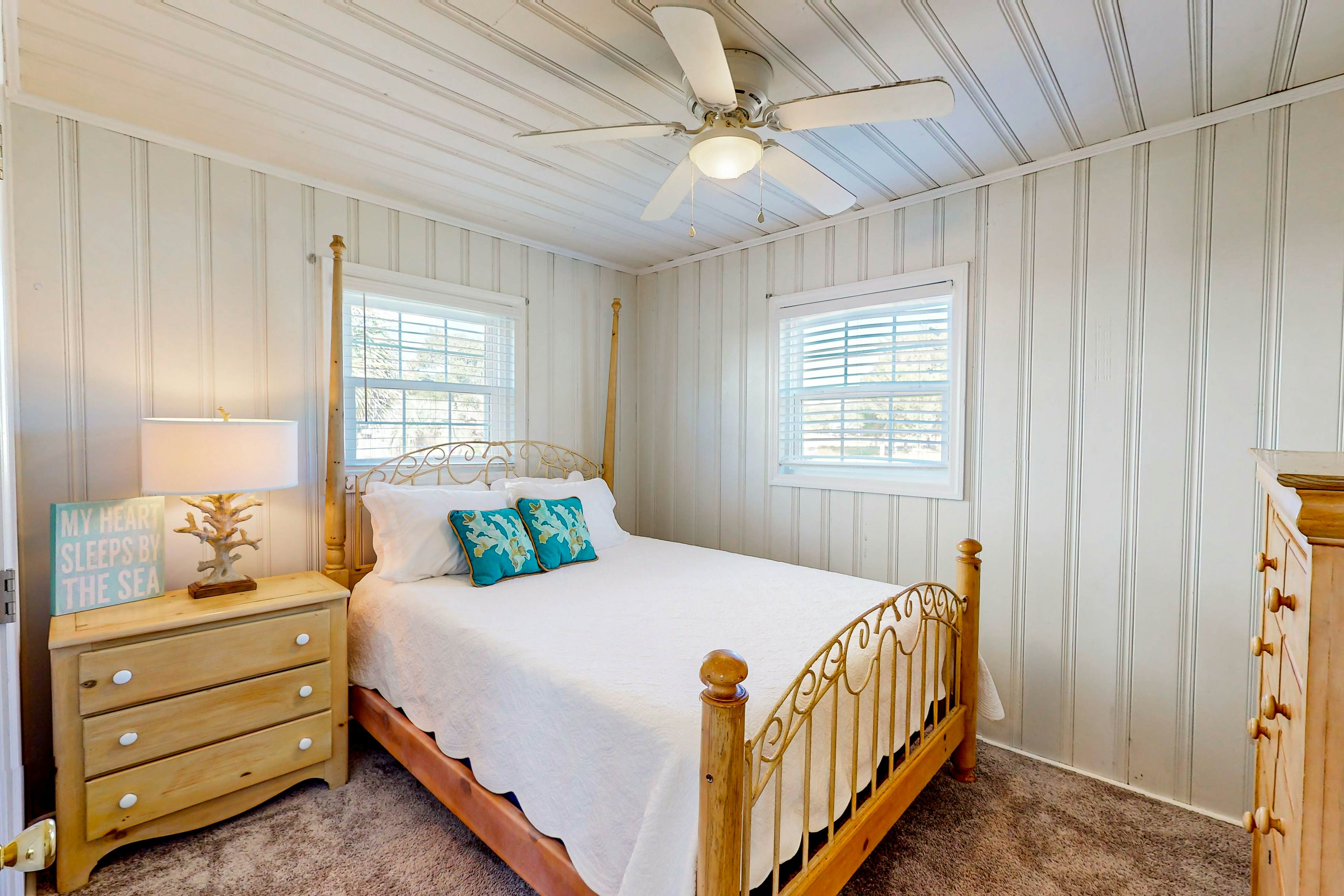 The Boat House 2 BD Sneads Ferry, NC Vacation Rental Vacasa