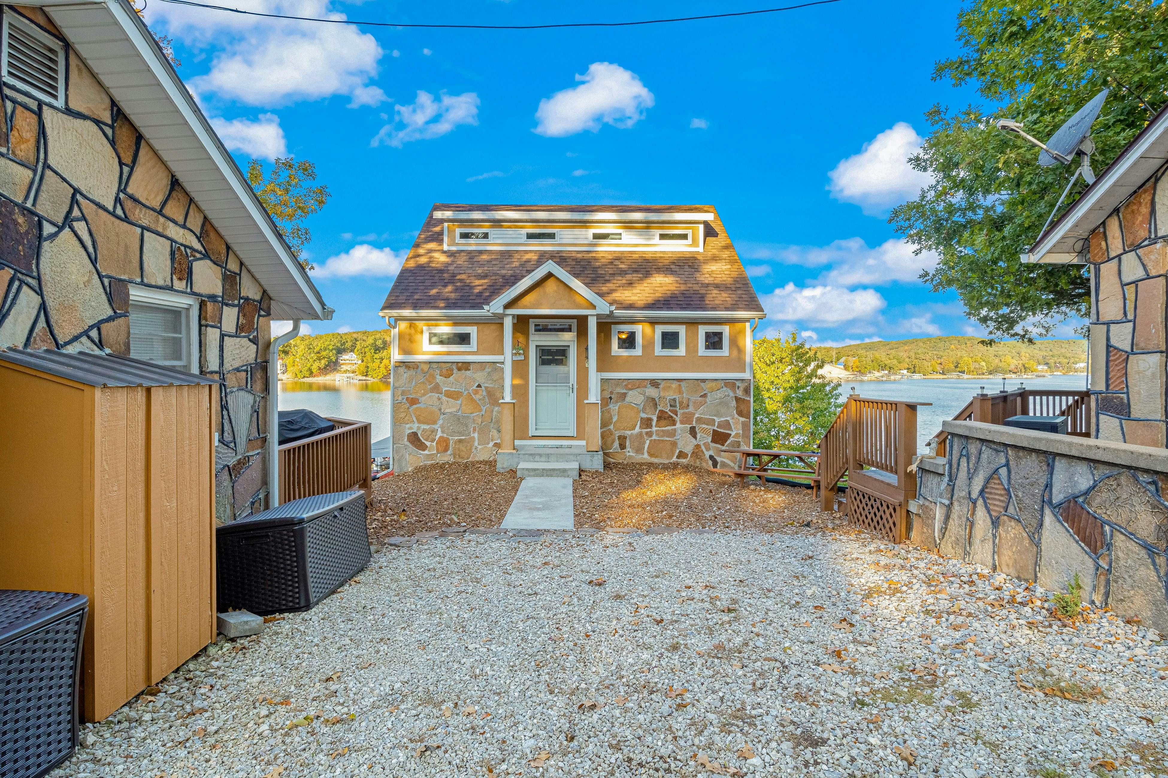 Amber Waters Hideaway