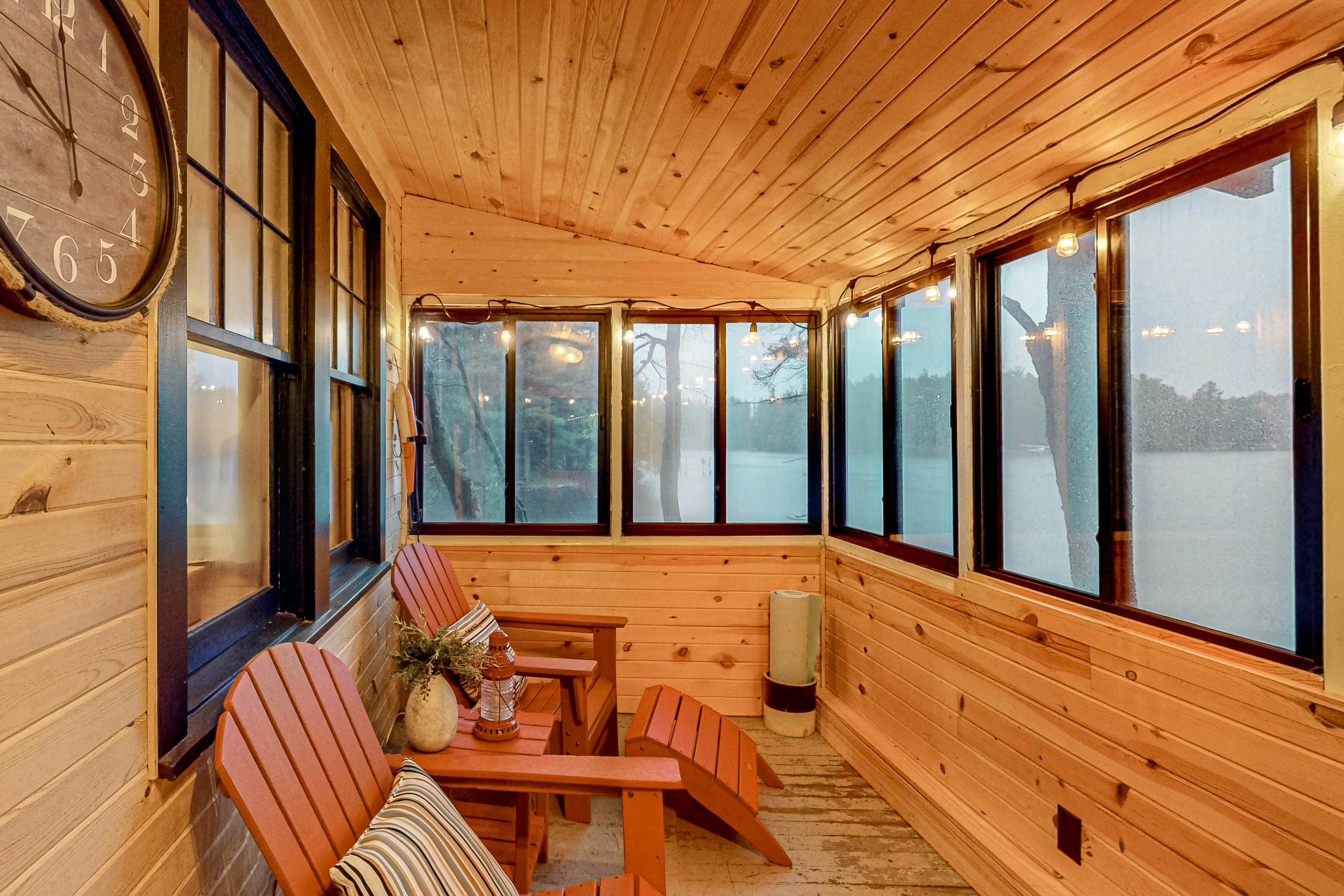 Little Red Lakeside Cabin
