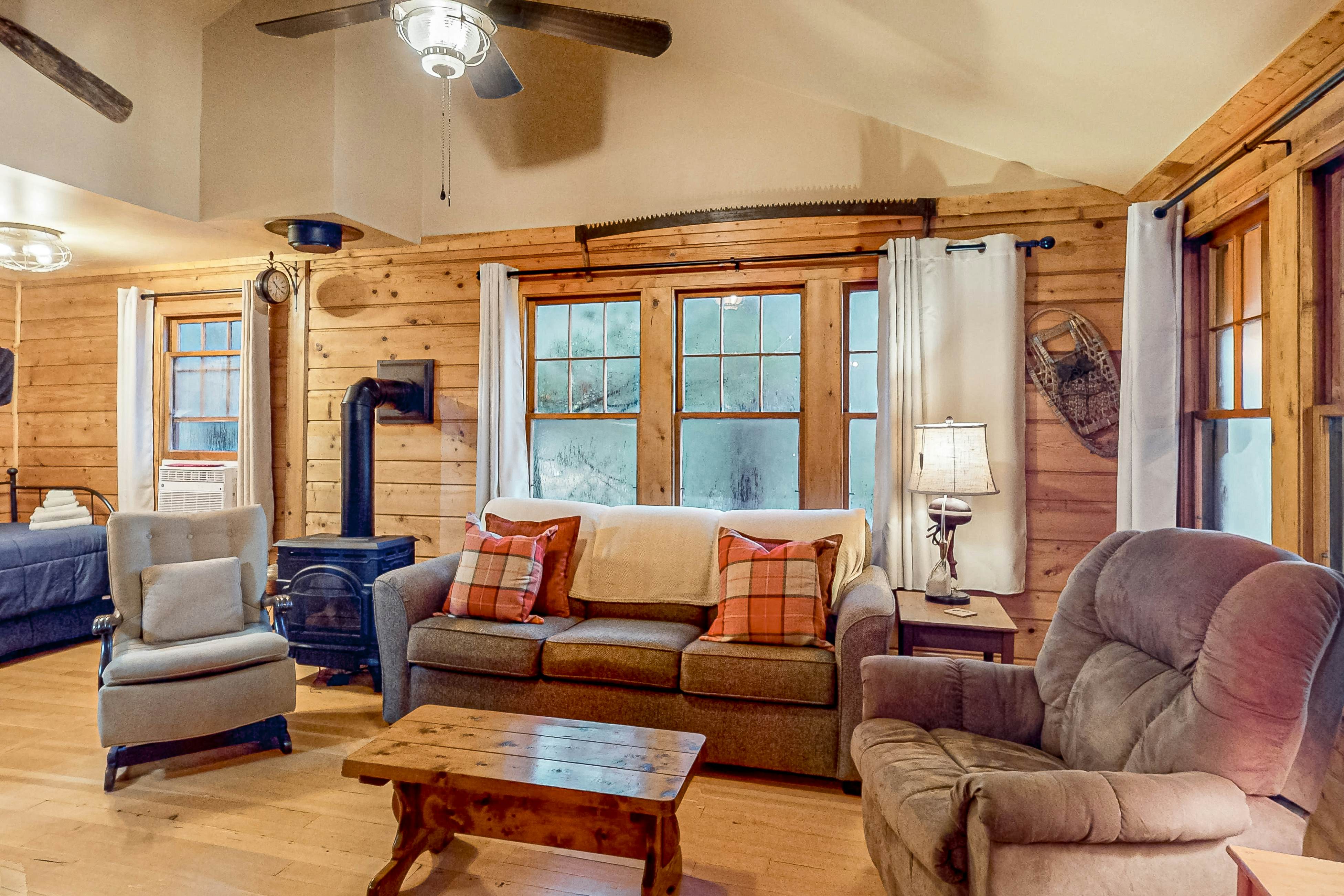 Little Red Lakeside Cabin