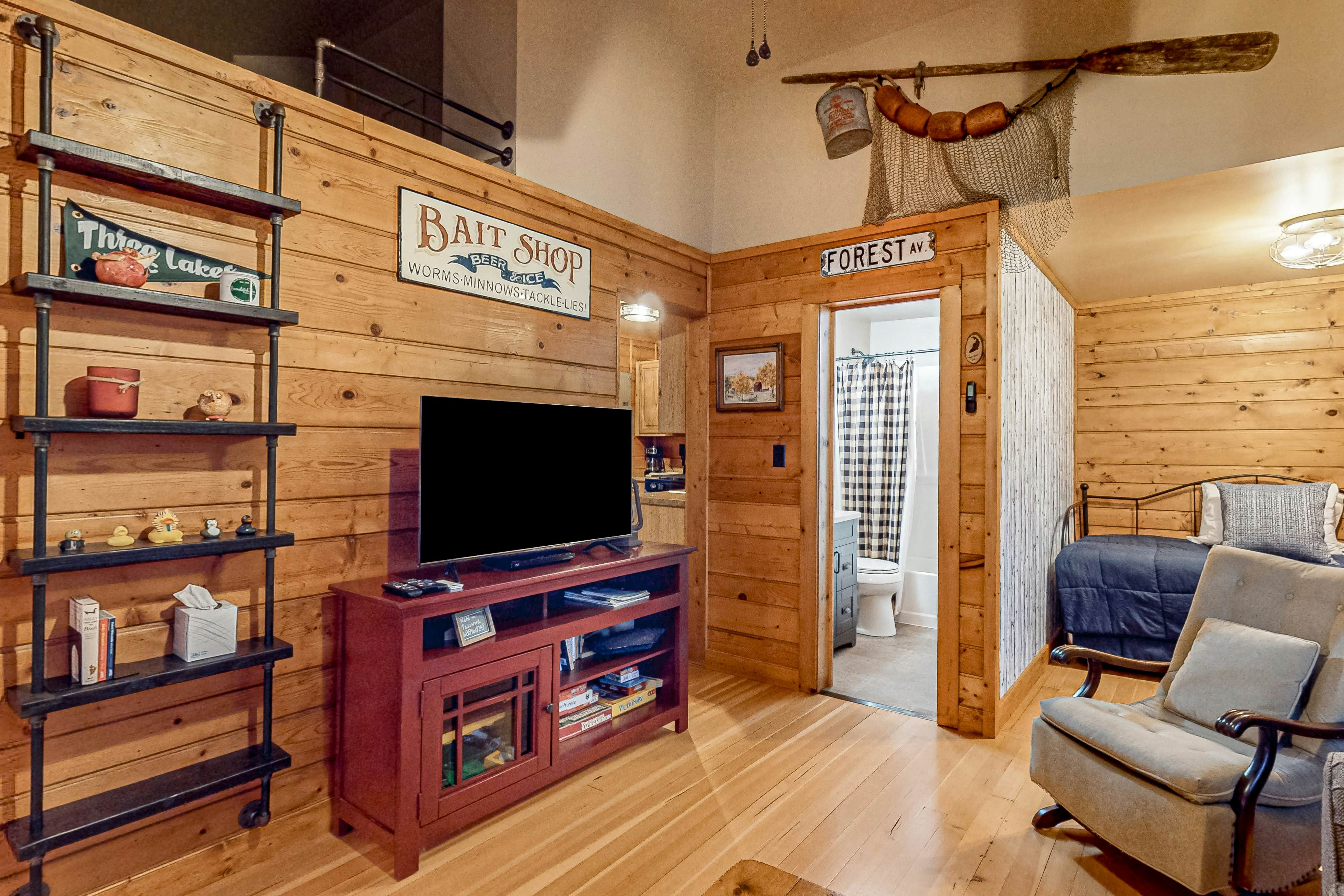 Little Red Lakeside Cabin