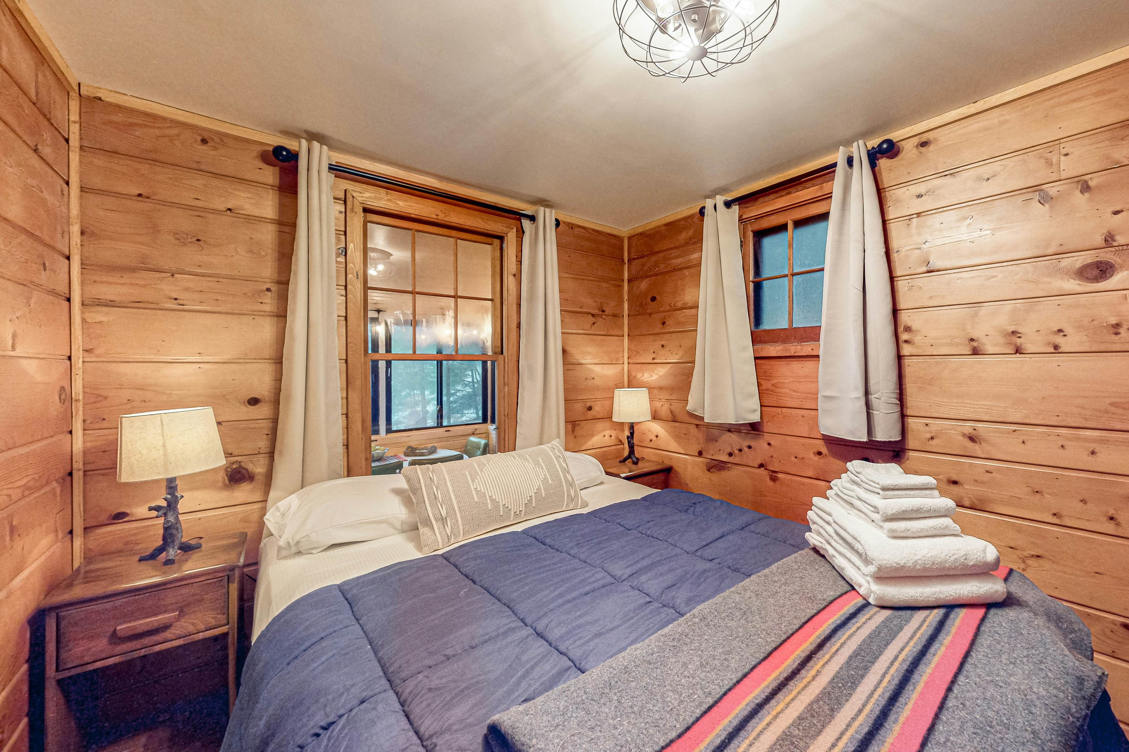 Little Red Lakeside Cabin