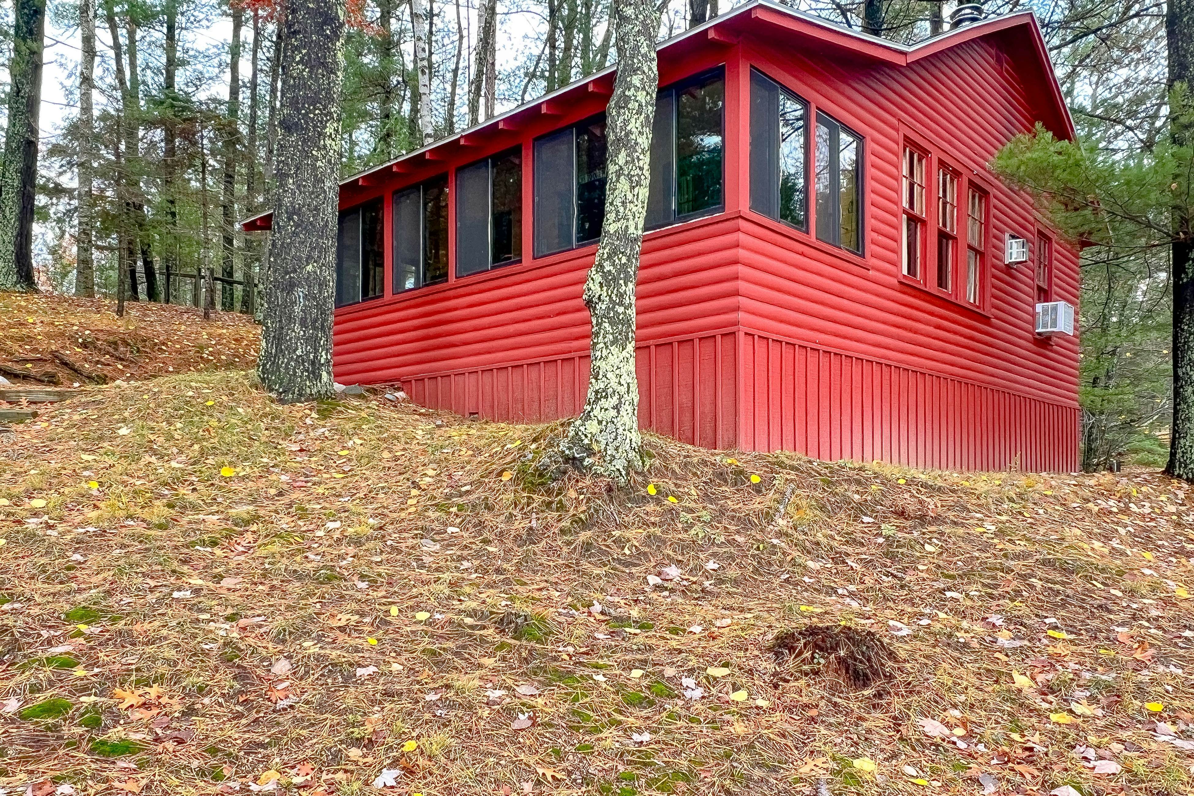 Little Red Lakeside Cabin