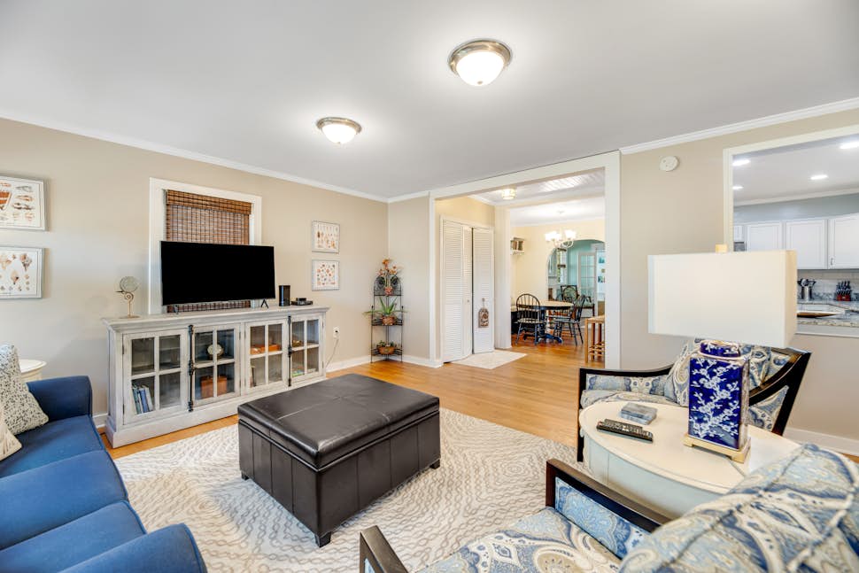 Turquoise Cottage 3 BD Morehead City, NC Vacation Rental Vacasa