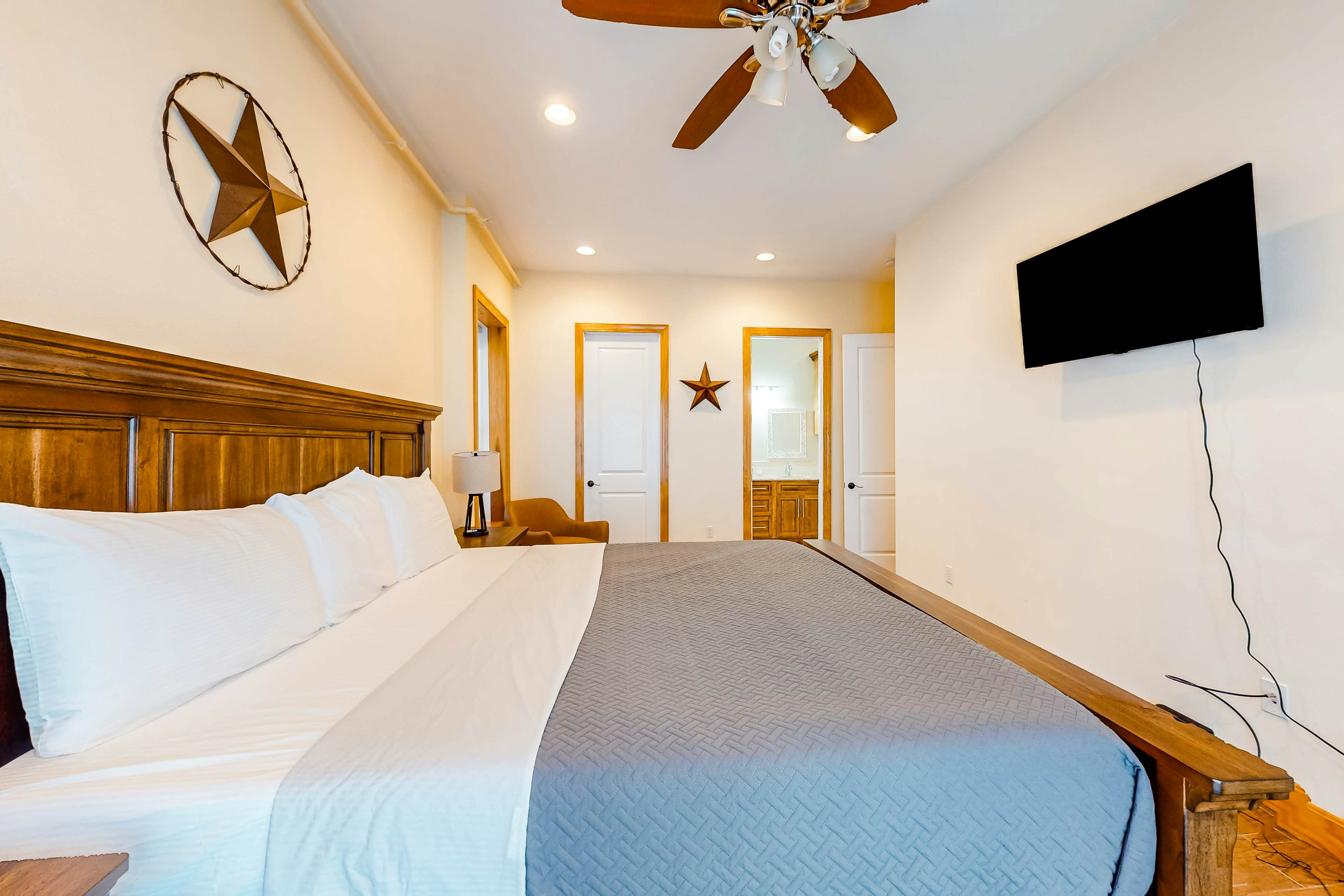 Treetop View Sanctuary 