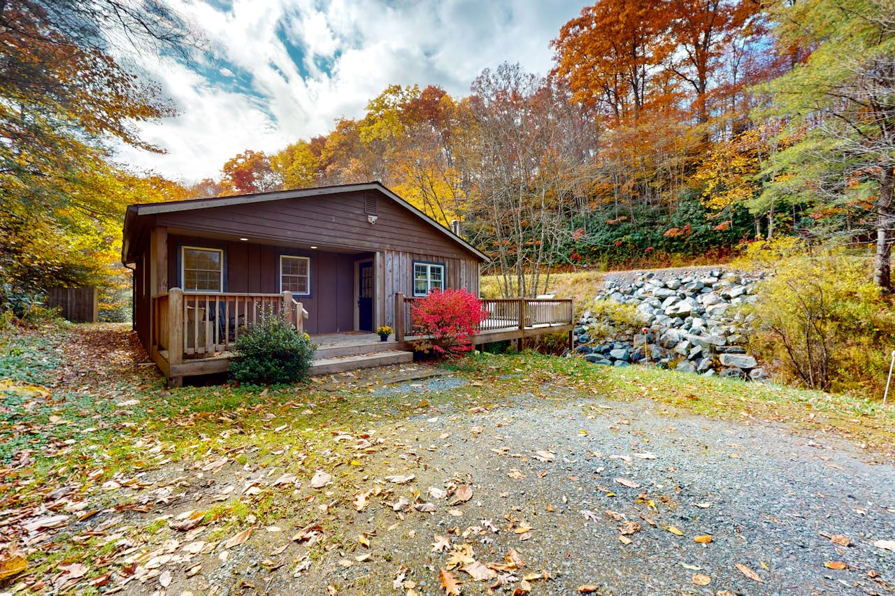 Zen Retreat 2 BD Newland, NC Vacation Rental Vacasa