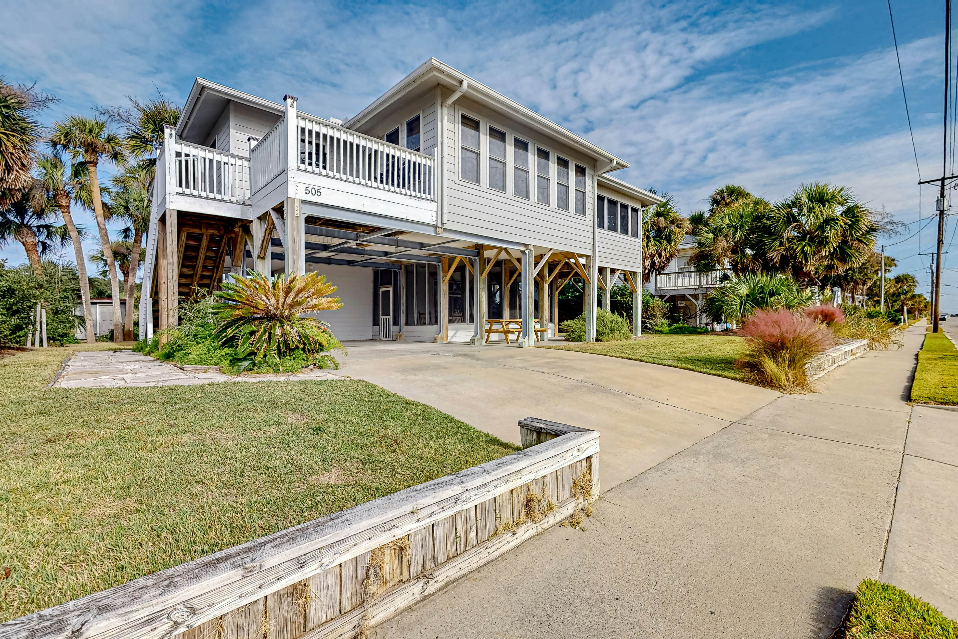 Edisto Beach, SC Vacation Rentals, Beach House, Oceanfront Rentals Vacasa