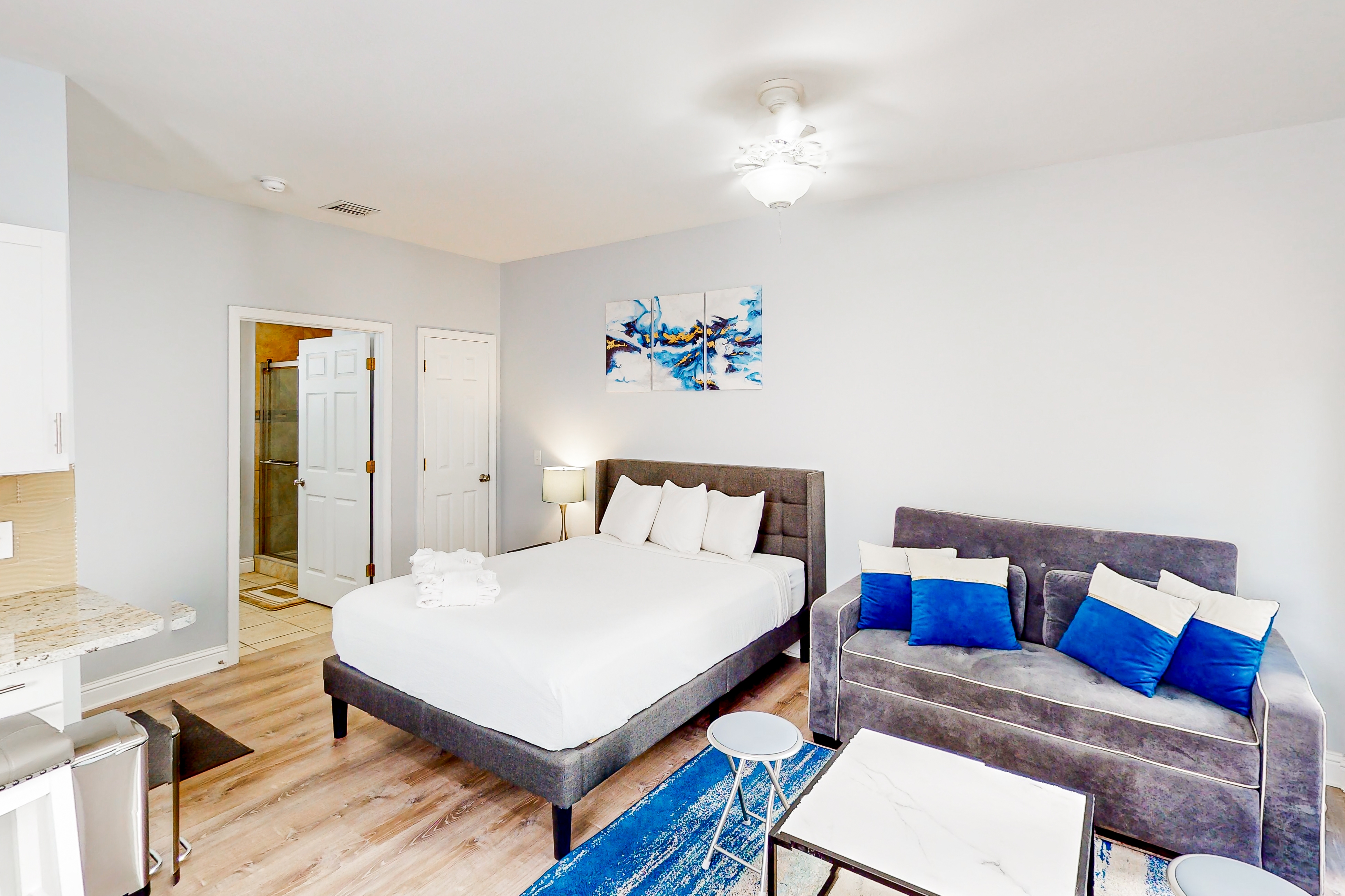 The Palms F1-B (Studio) | 0 BD Panama City Beach, FL Vacation Rental ...