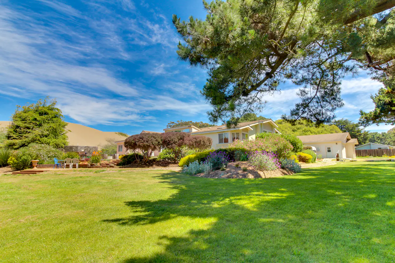 Mendocino Dunes Sandrahla 4 BD Vacation Rental in Fort Bragg, CA
