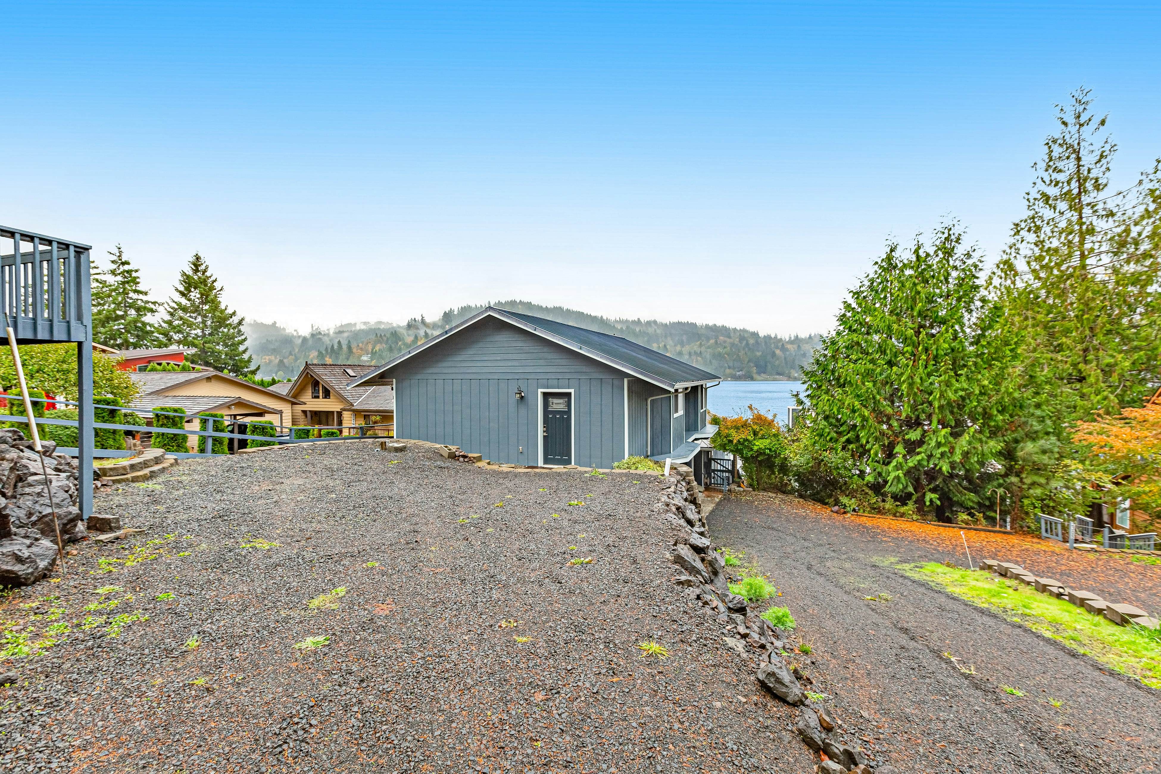 Summit Lake Guesthouse