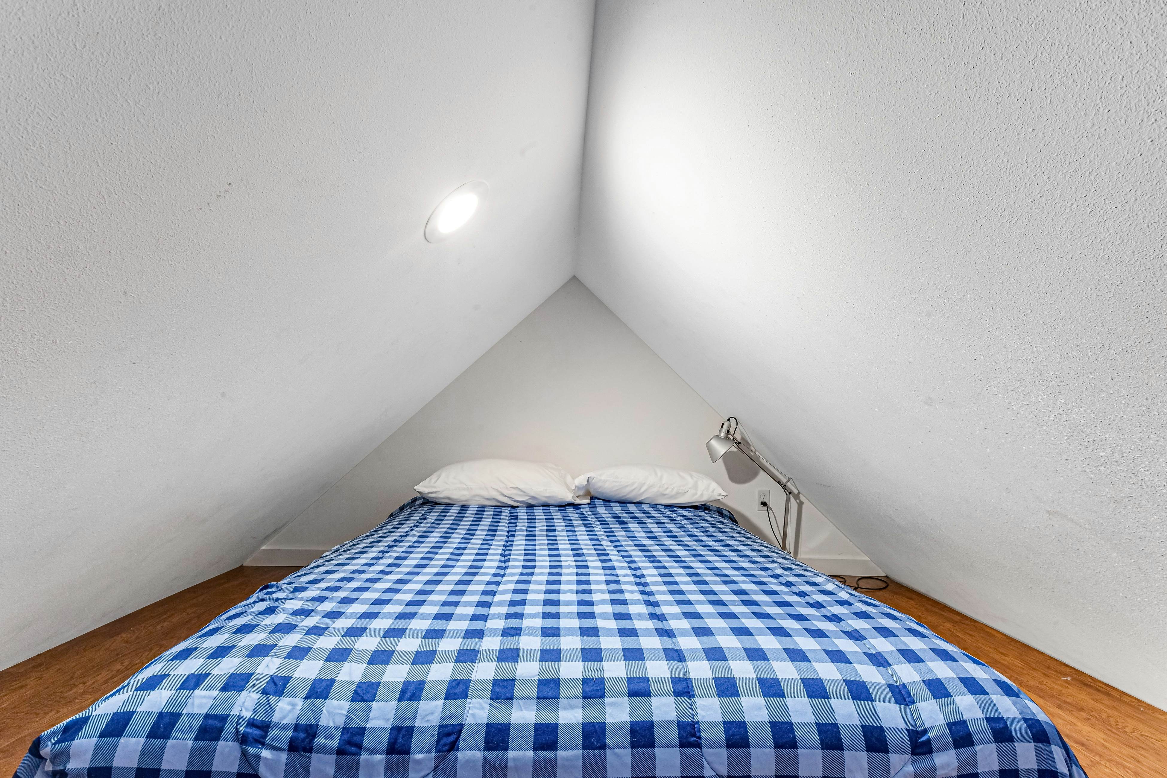 Summit Lake Guesthouse