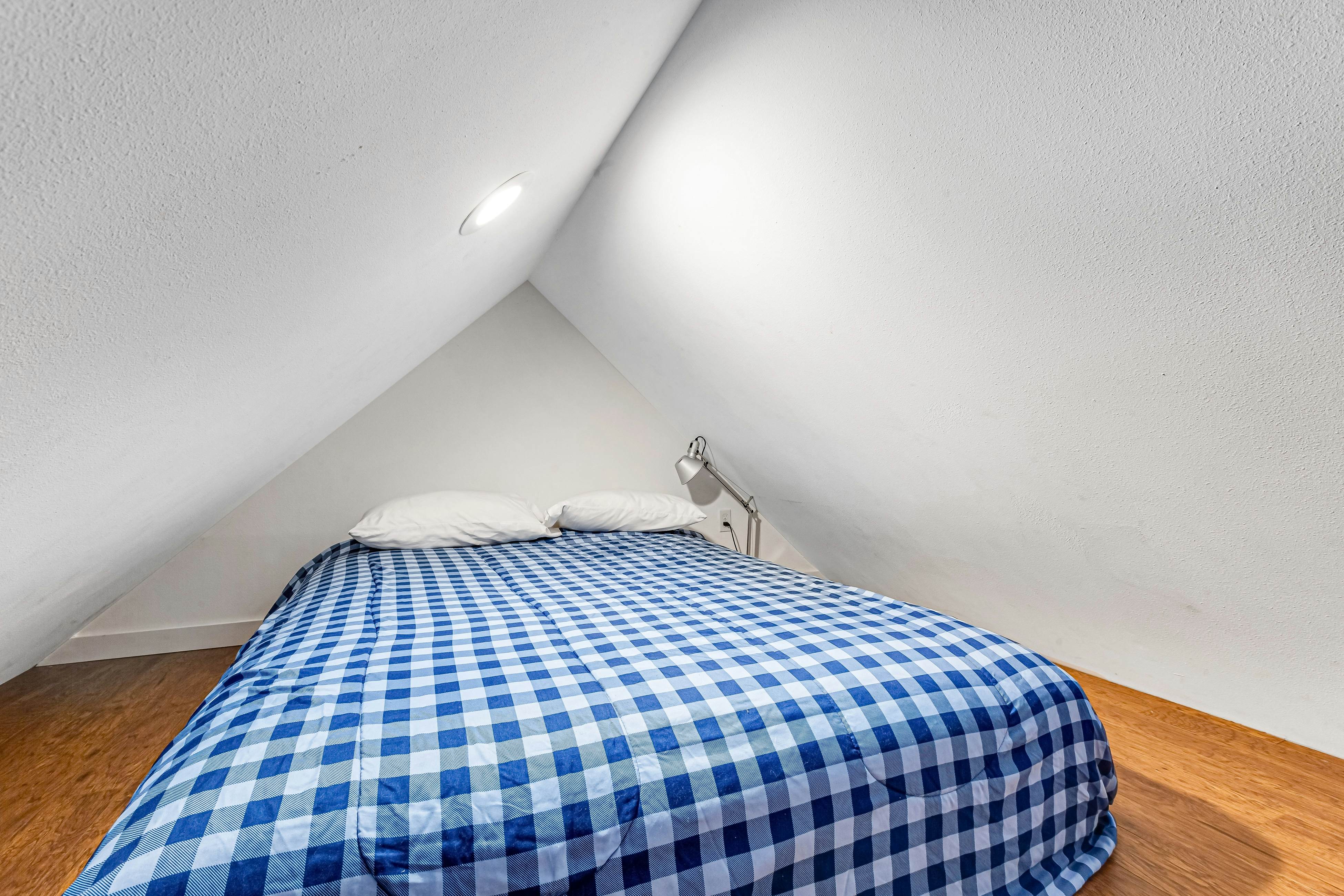 Summit Lake Guesthouse