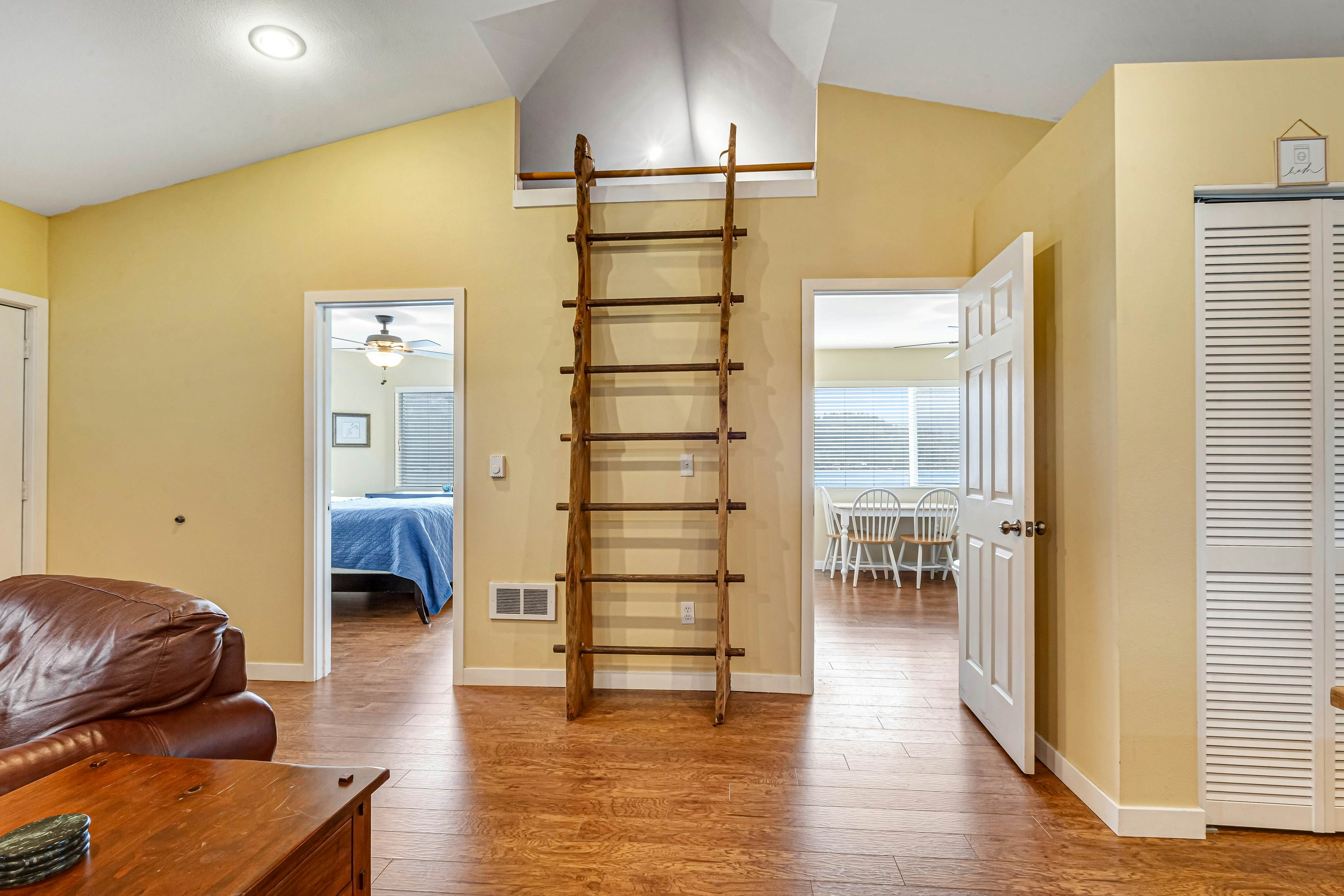 Summit Lake Guesthouse