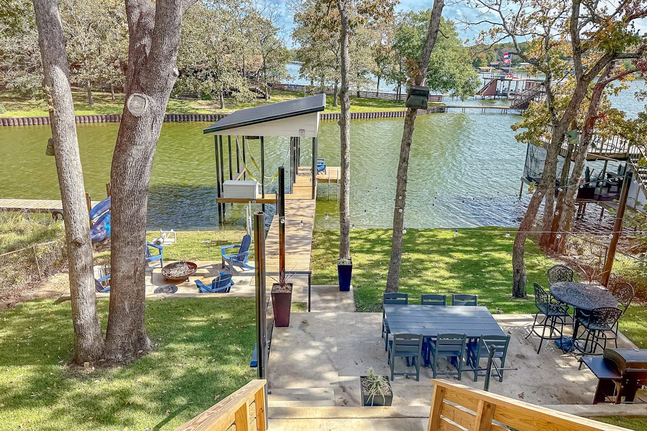 Sunray Getaway 4 BD Mabank, TX Vacation Rental Vacasa