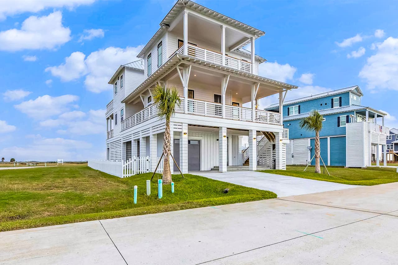 Sweetwater by the Bay 4 BD Galveston, TX Vacation Rental Vacasa