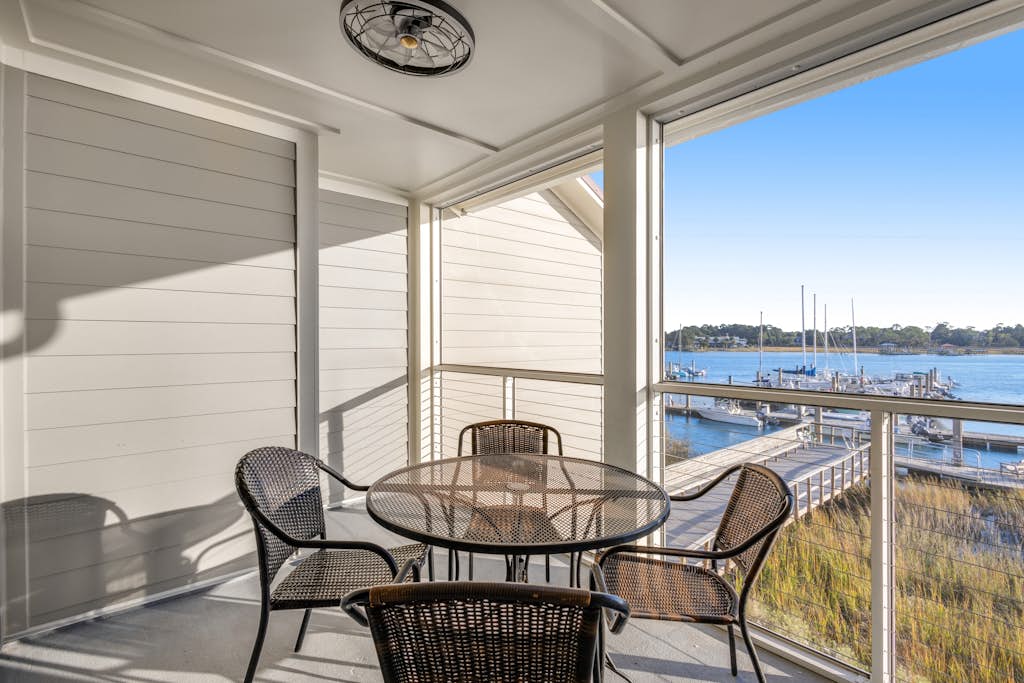 Waterfront gem with pool & amazing lanai view - near the beach, marina, & dining — Folly Beach, SC — vacation rental