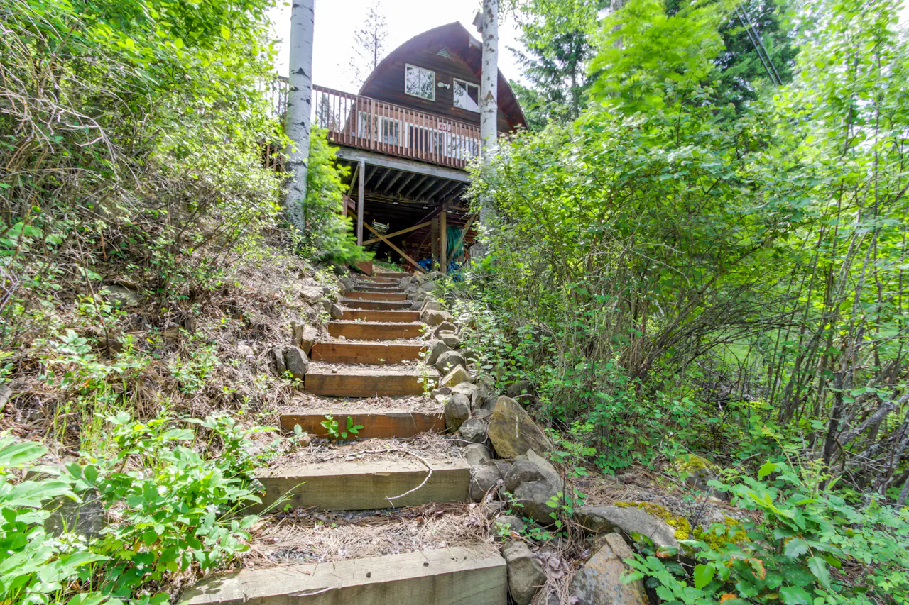 Cozy Hayden Idaho Lake Cabin 2 BD Vacation Rental in Hayden Lake, ID