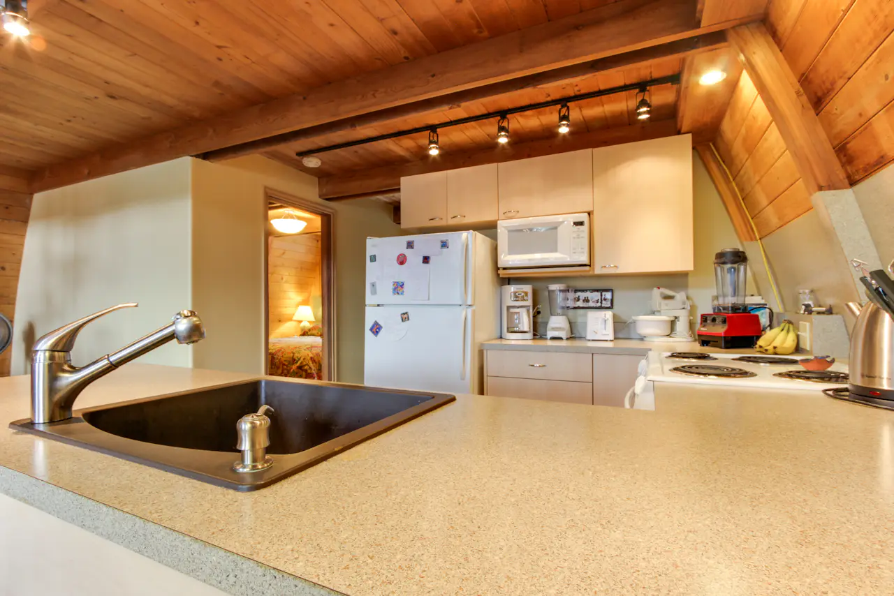 Cozy Hayden Idaho Lake Cabin 2 BD Vacation Rental in Hayden Lake, ID