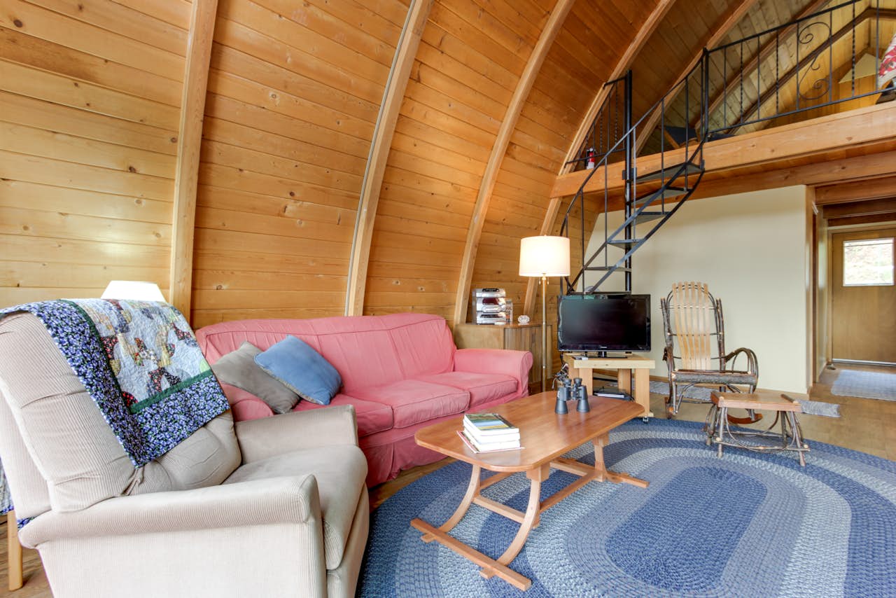 Cozy Hayden Idaho Lake Cabin 2 BD Vacation Rental in Hayden Lake, ID