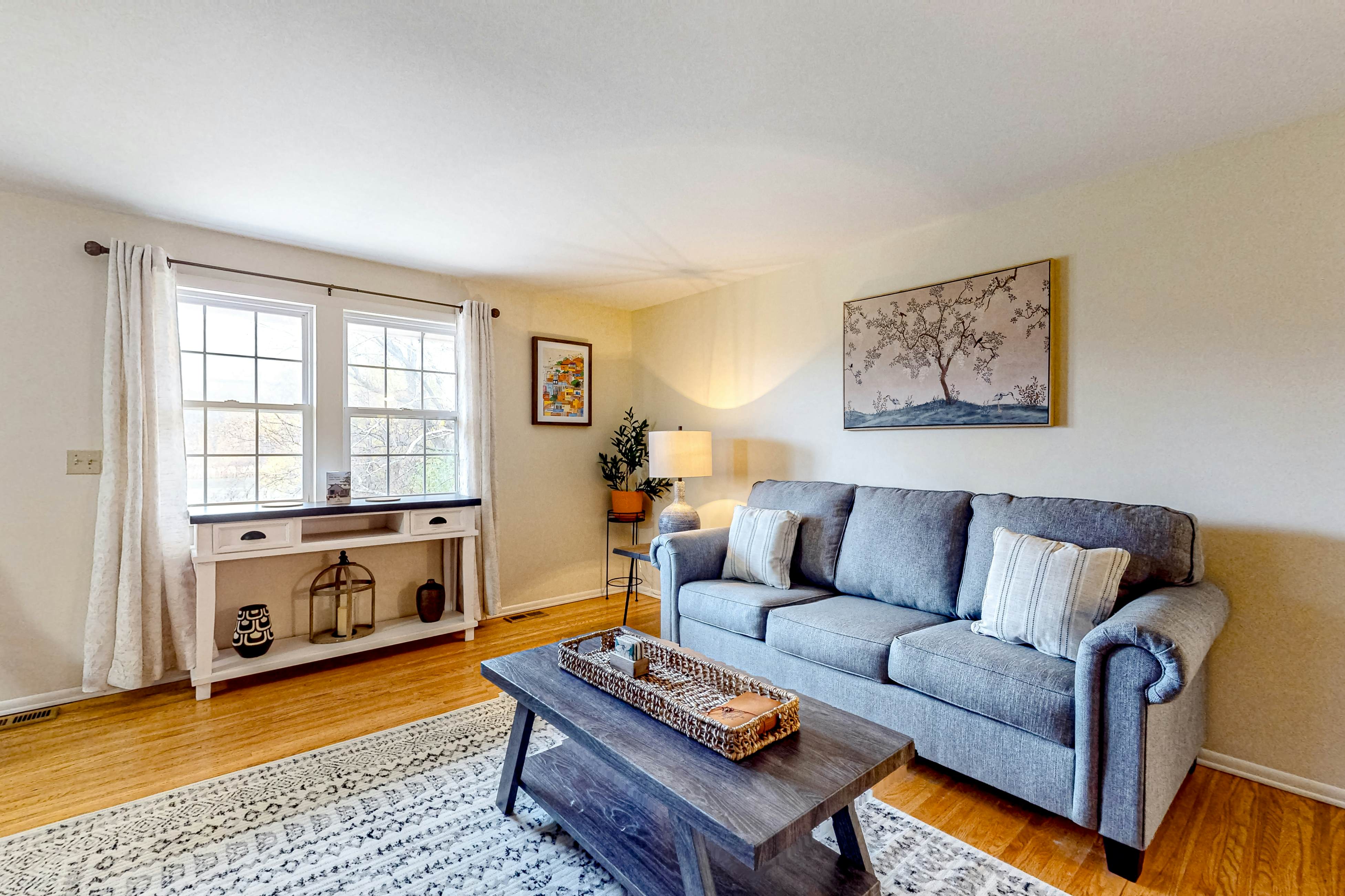 Falling Leaf Hideaway