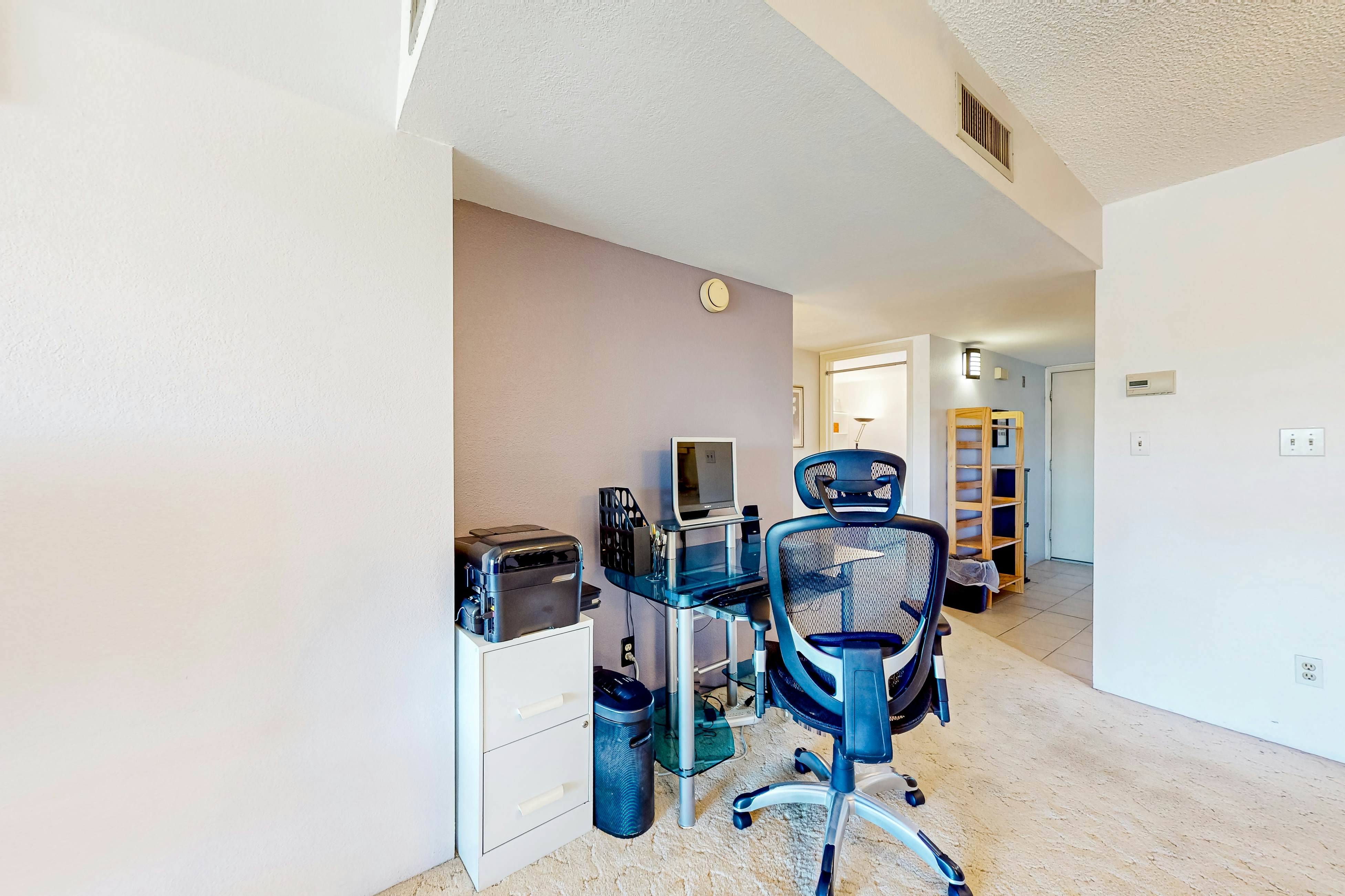 The Palm Searcher, Unit 344