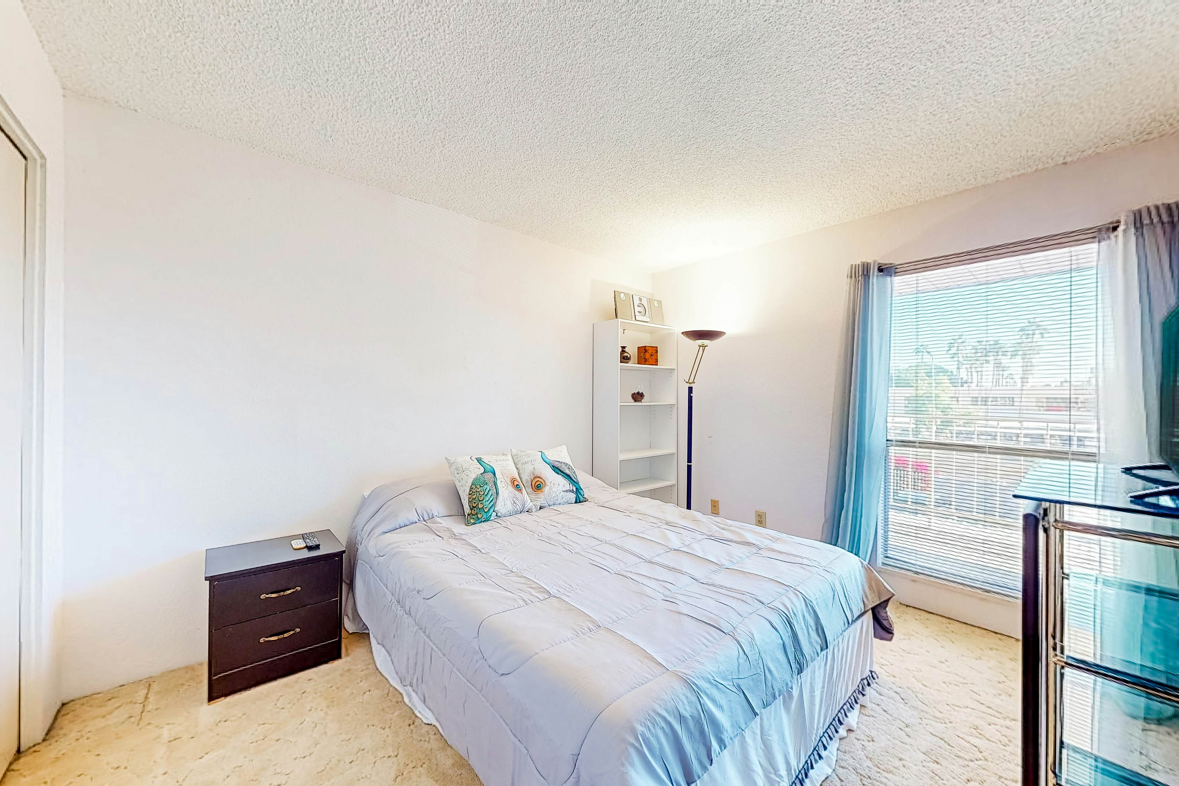 The Palm Searcher, Unit 344