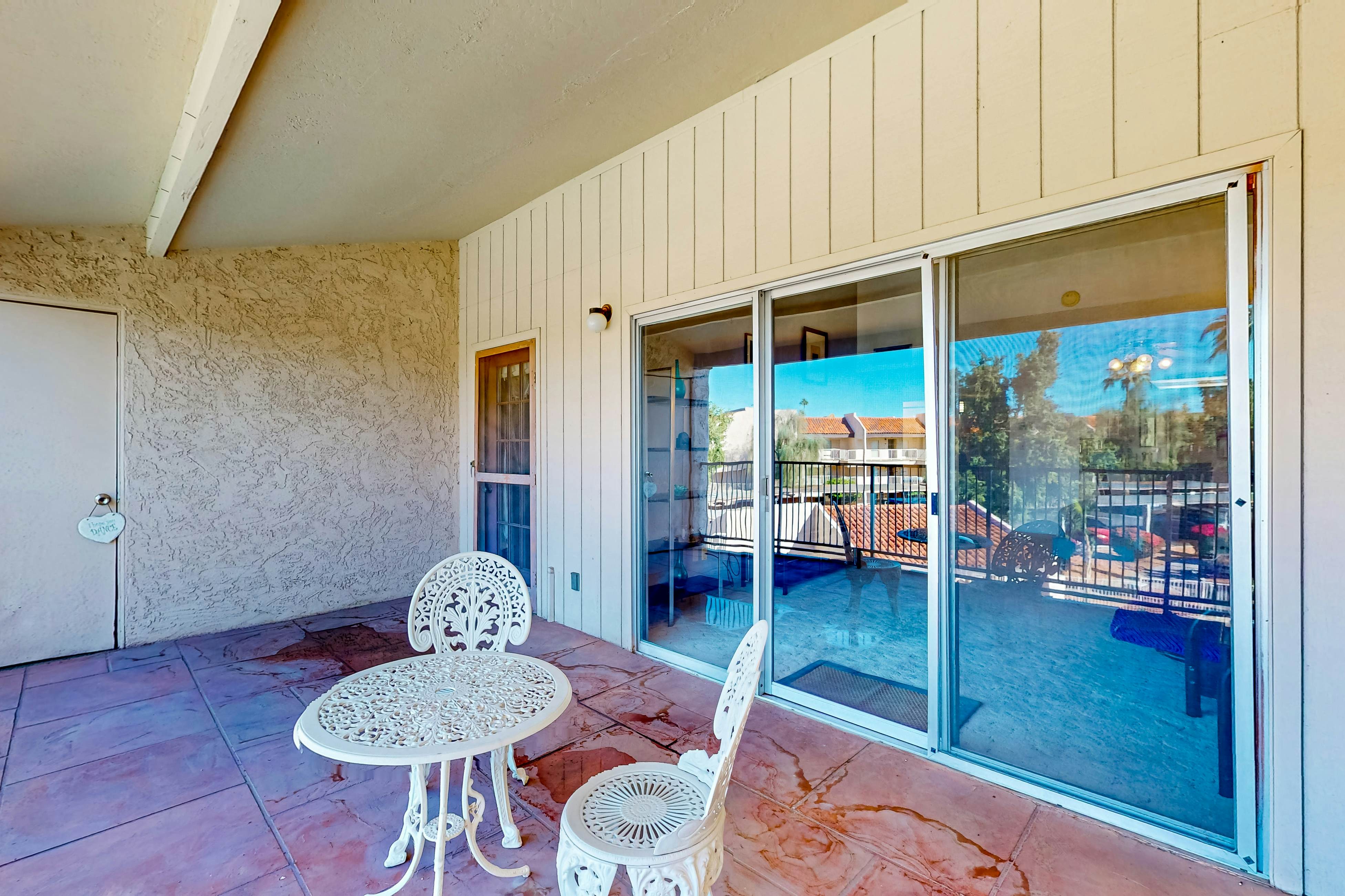 The Palm Searcher, Unit 344