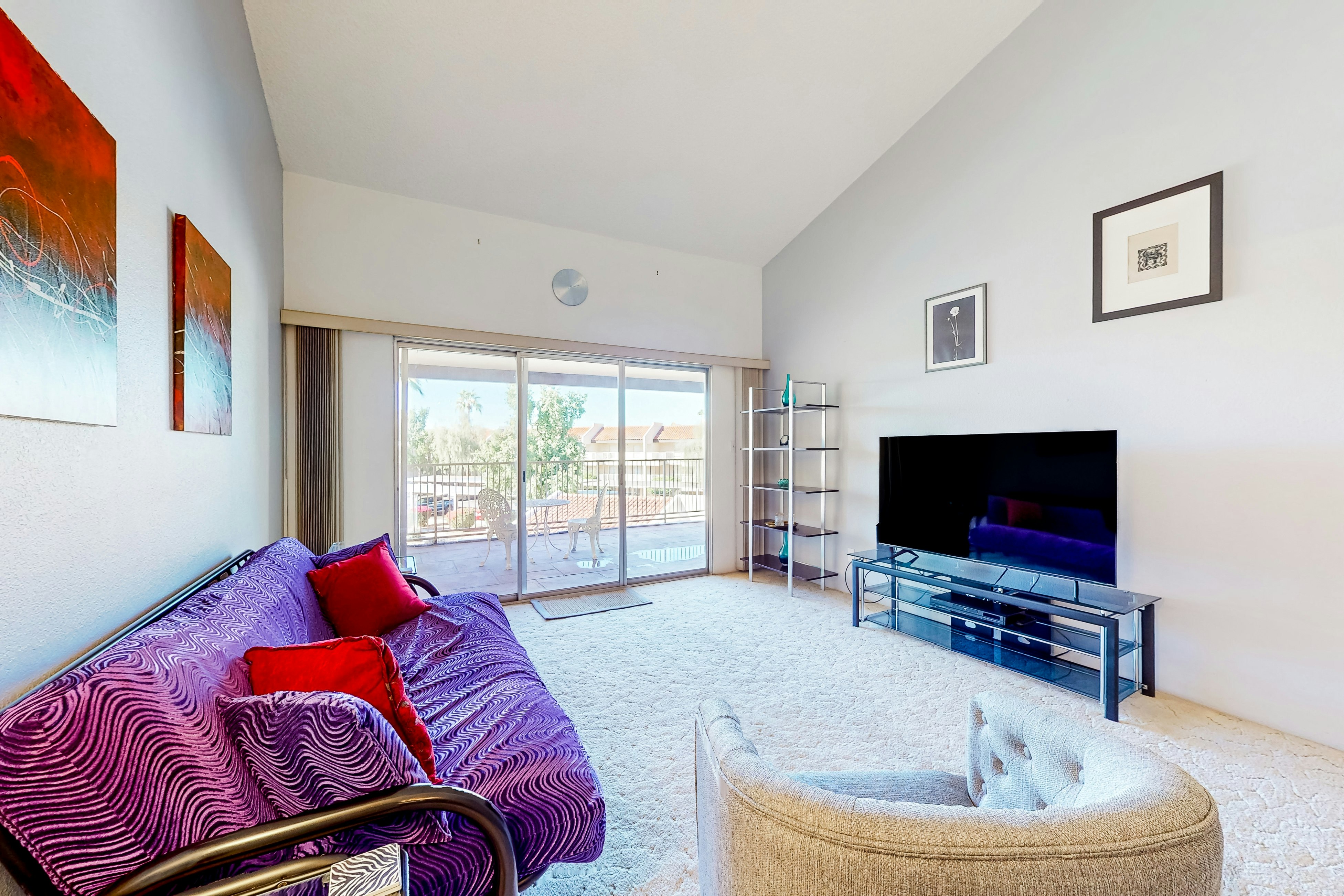 The Palm Searcher, Unit 344