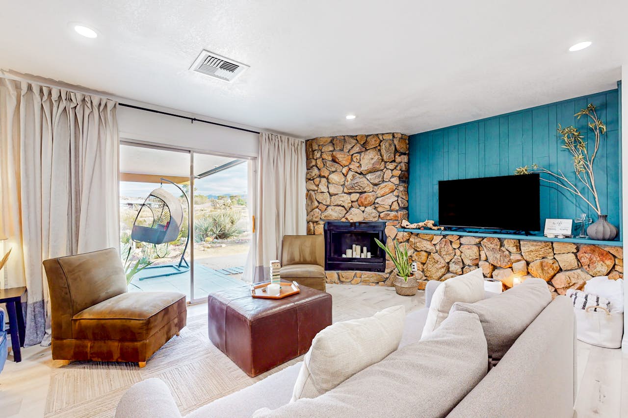 The Breezeway 3 BD Yucca Valley, CA Vacation Rental Vacasa