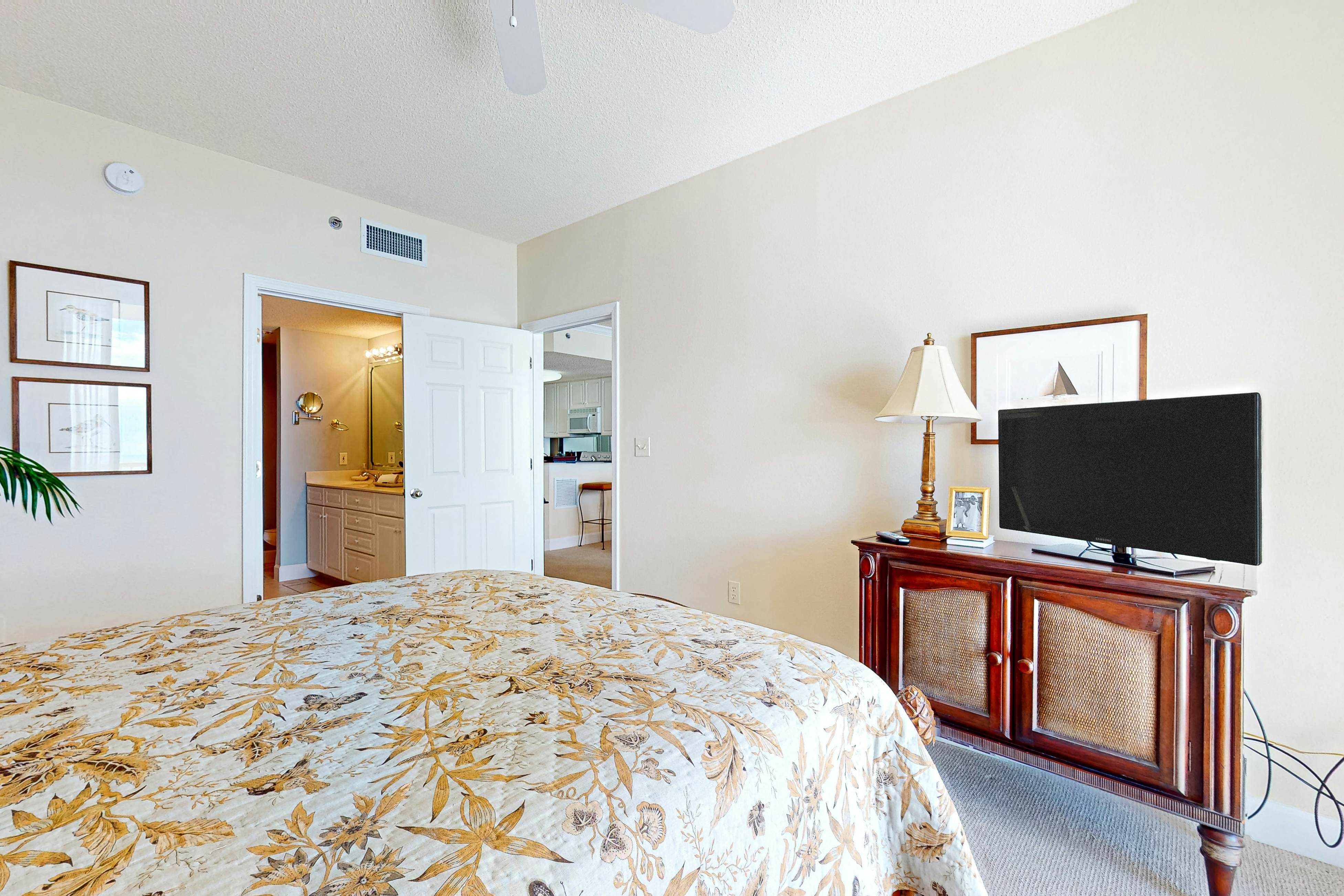 The Beach Club 1005A