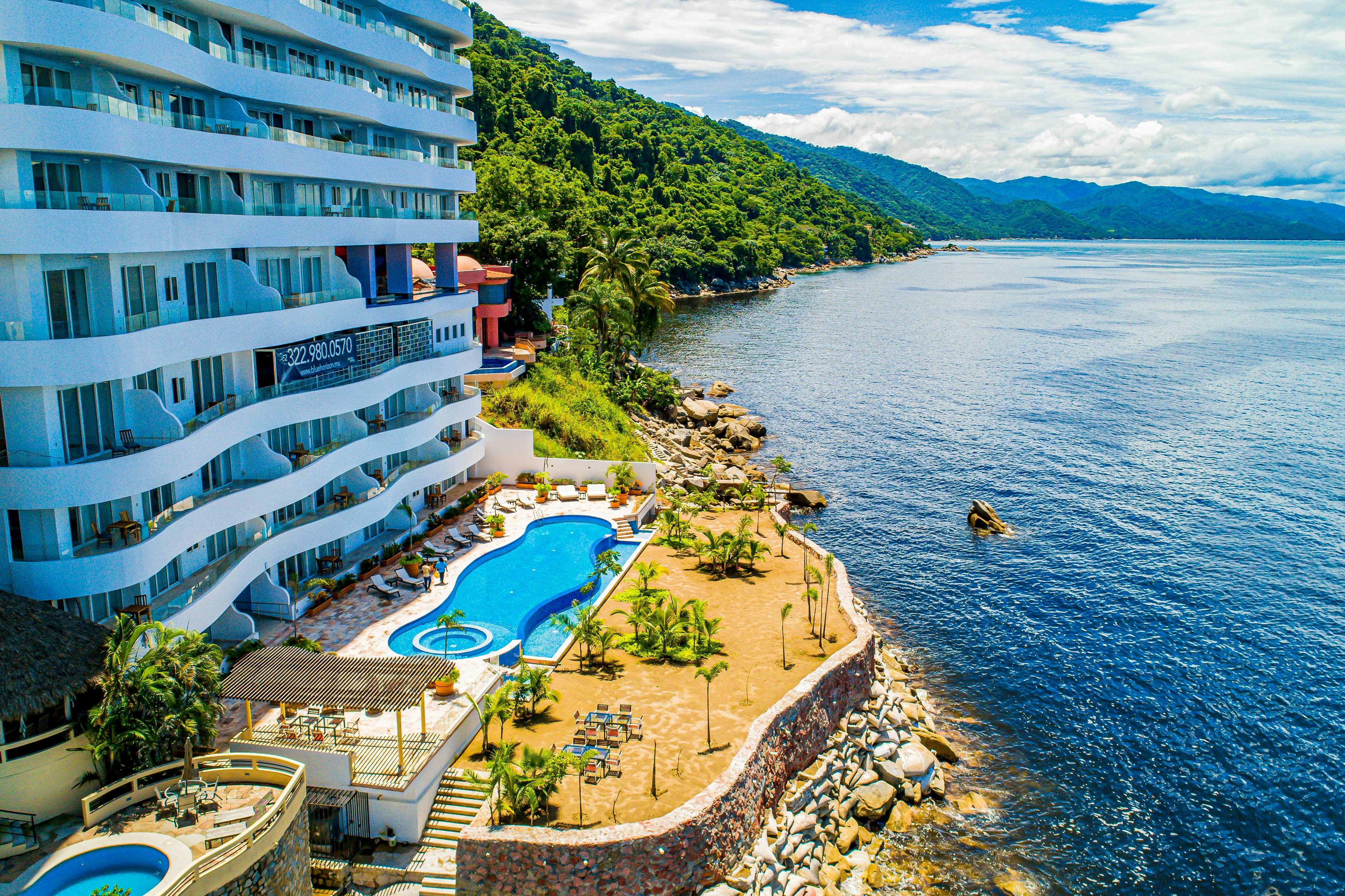 Blue Horizon 502 at Residences