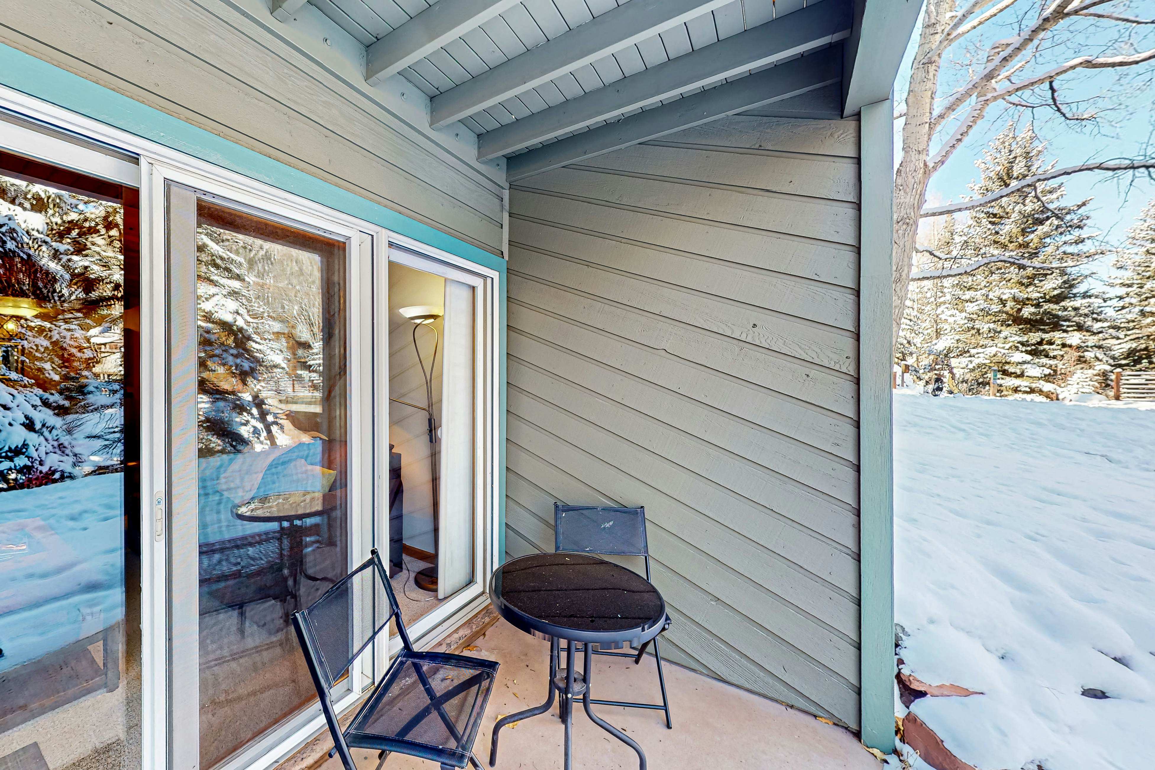 Riverside A02 - Riverside Chickadee