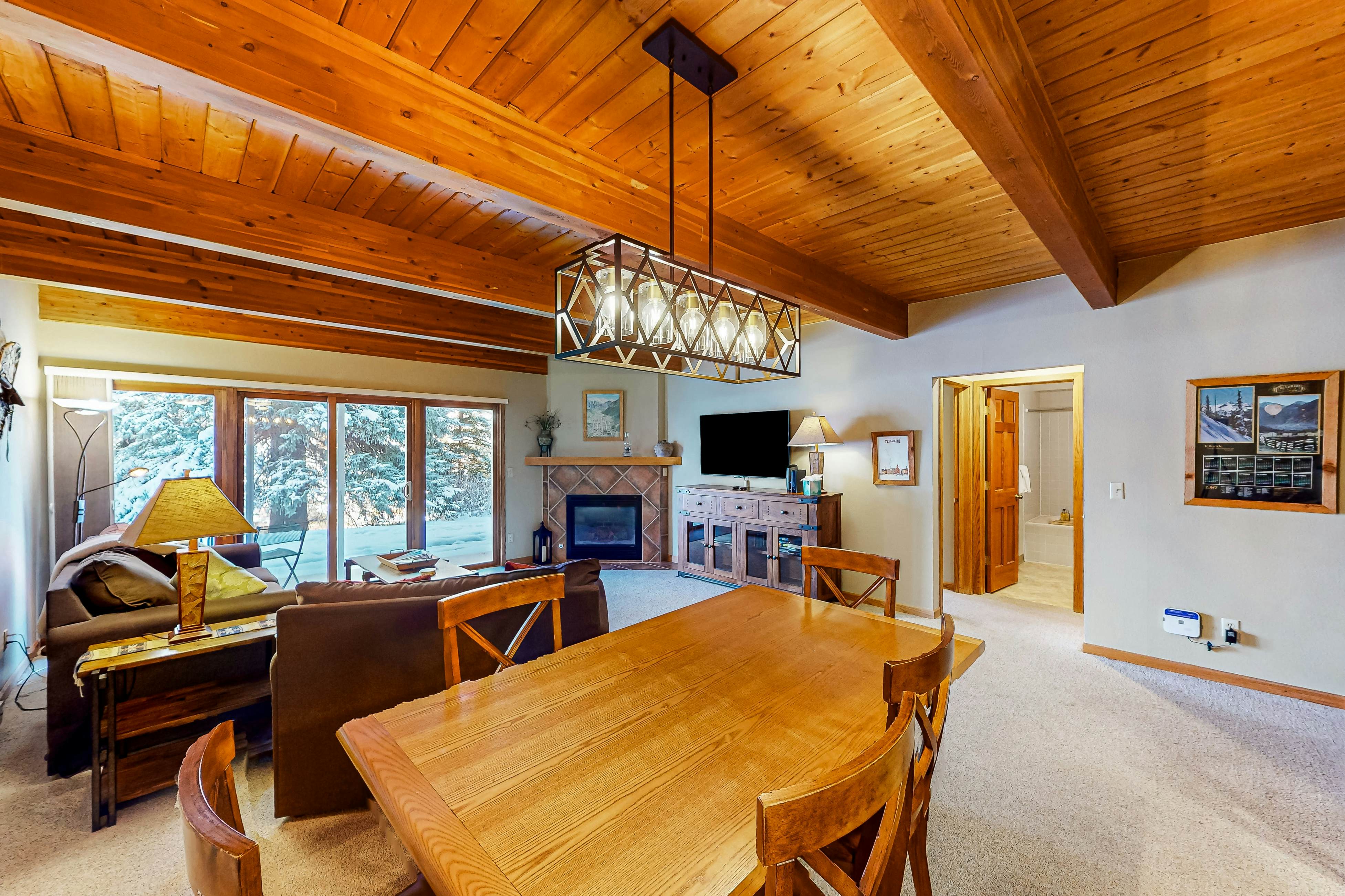 Riverside A02 - Riverside Chickadee