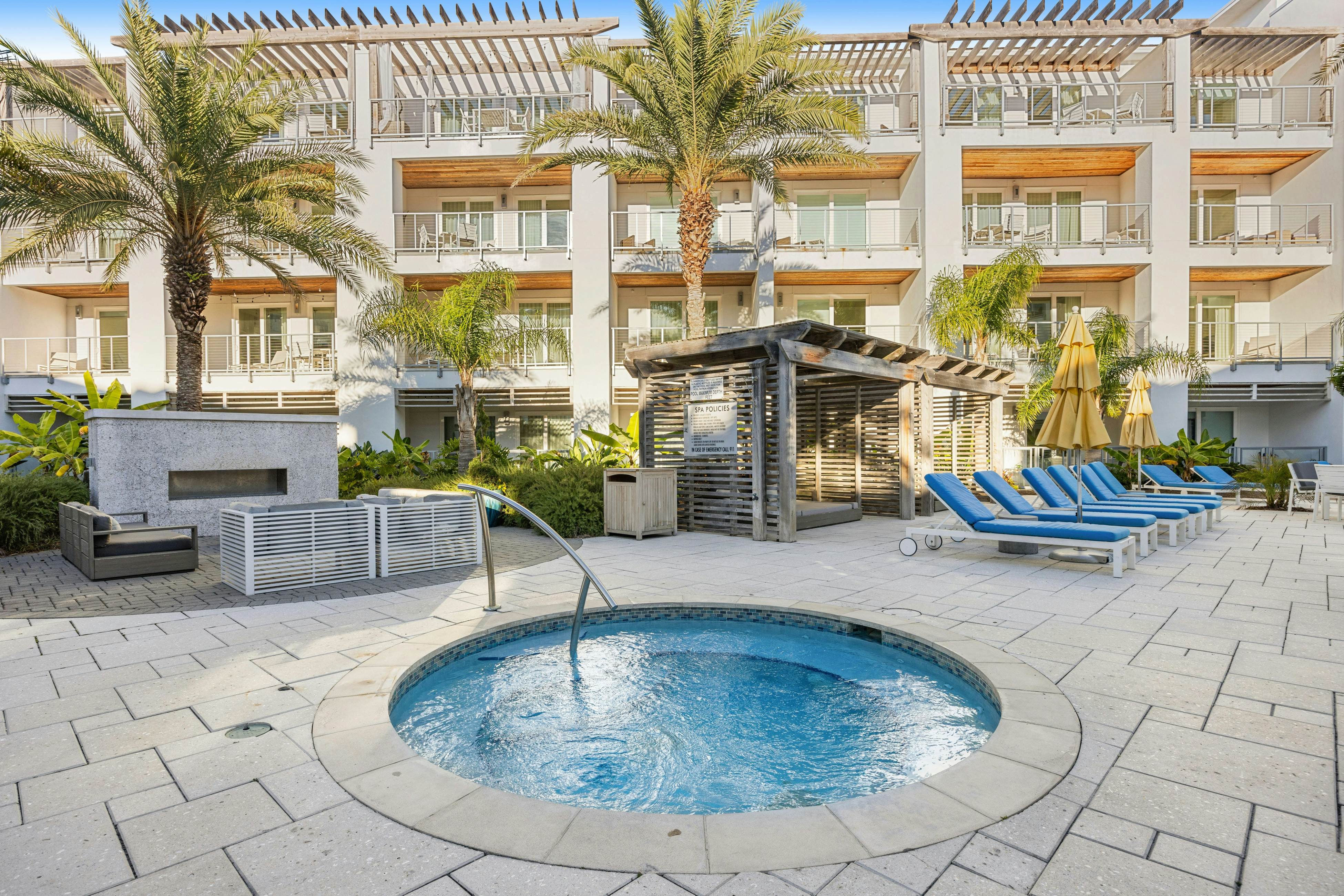 Paradise Palms - The Pointe 336