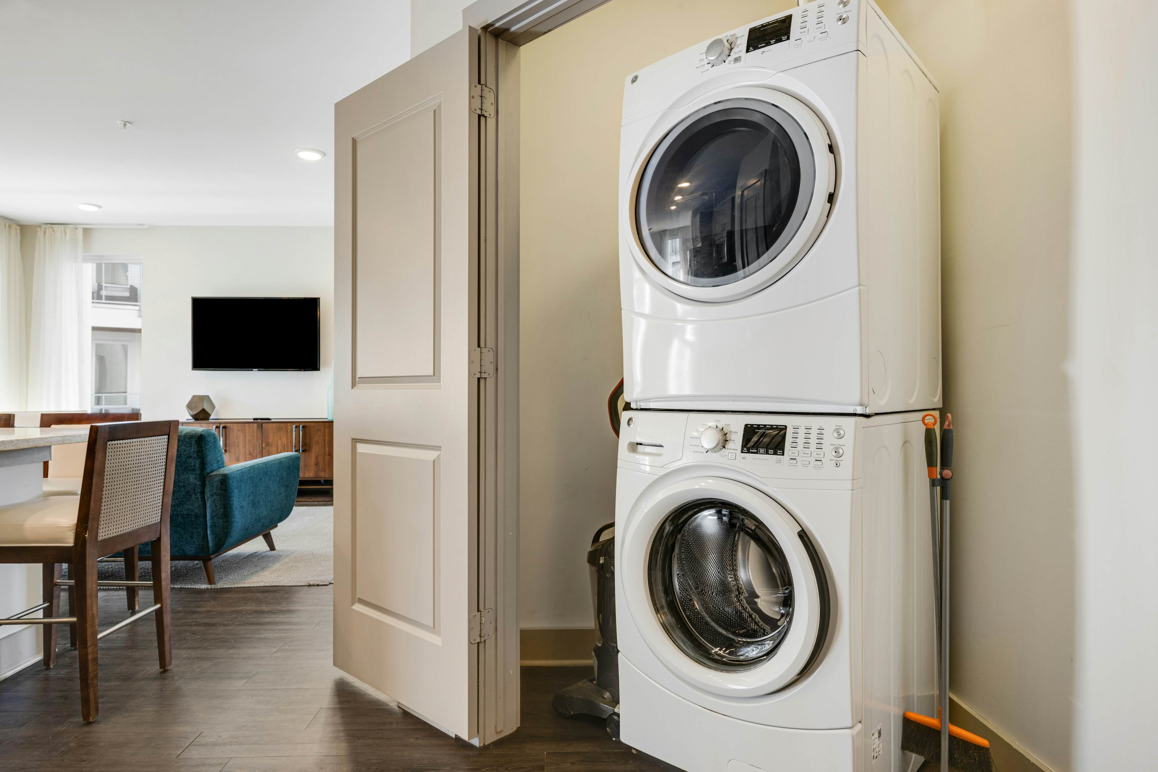 Paradise Palms - The Pointe 336